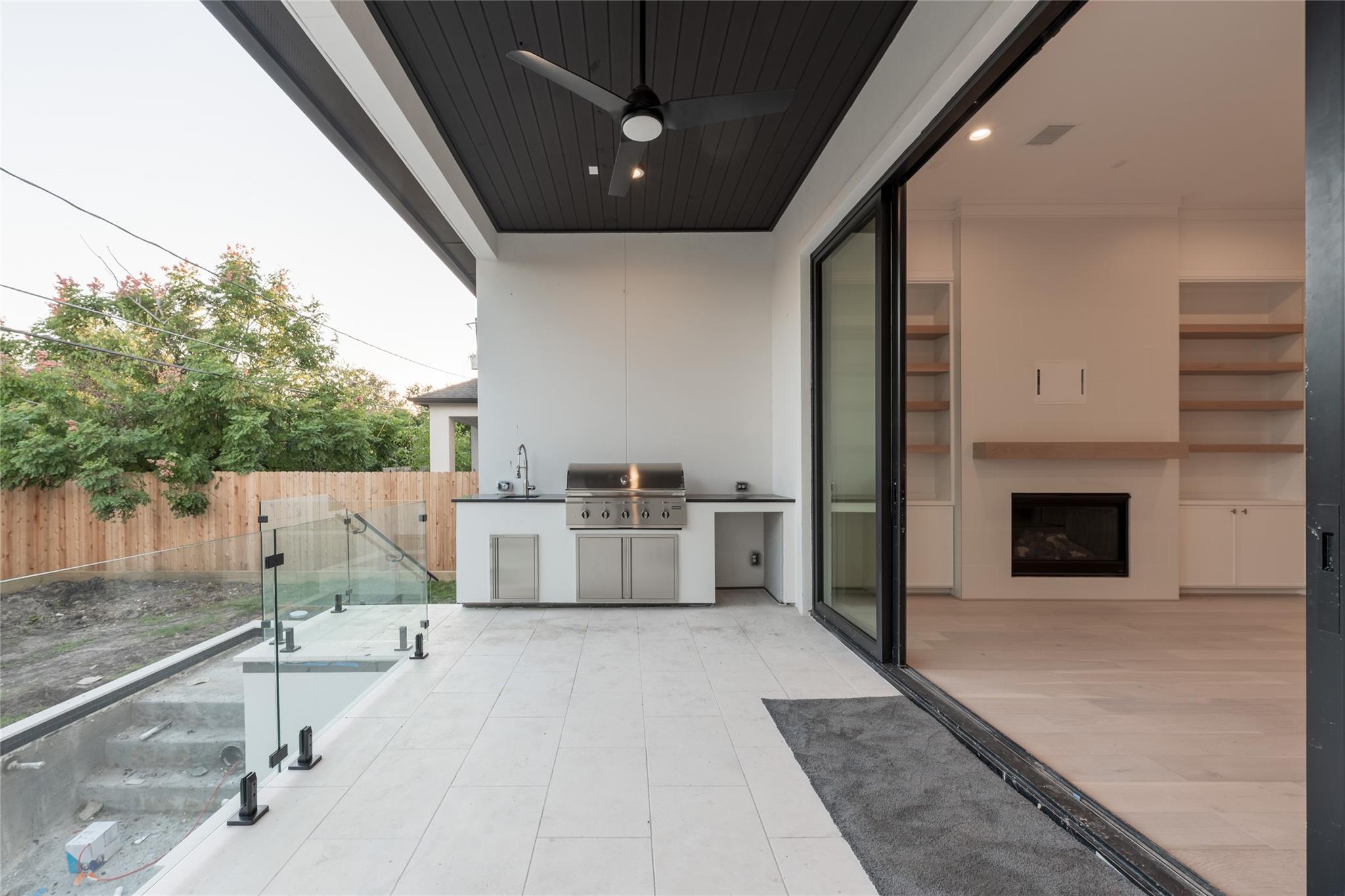 4923 Mimosa St Drive