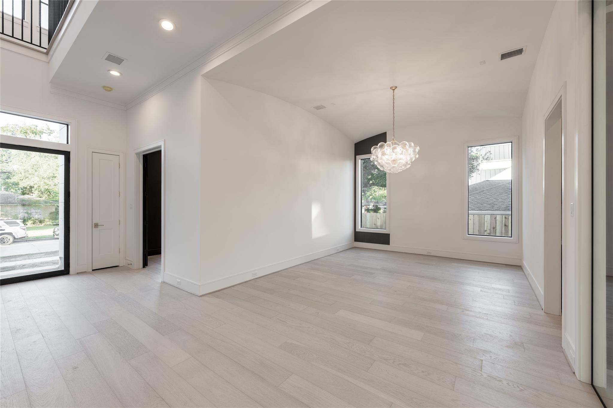 4923 Mimosa St Drive