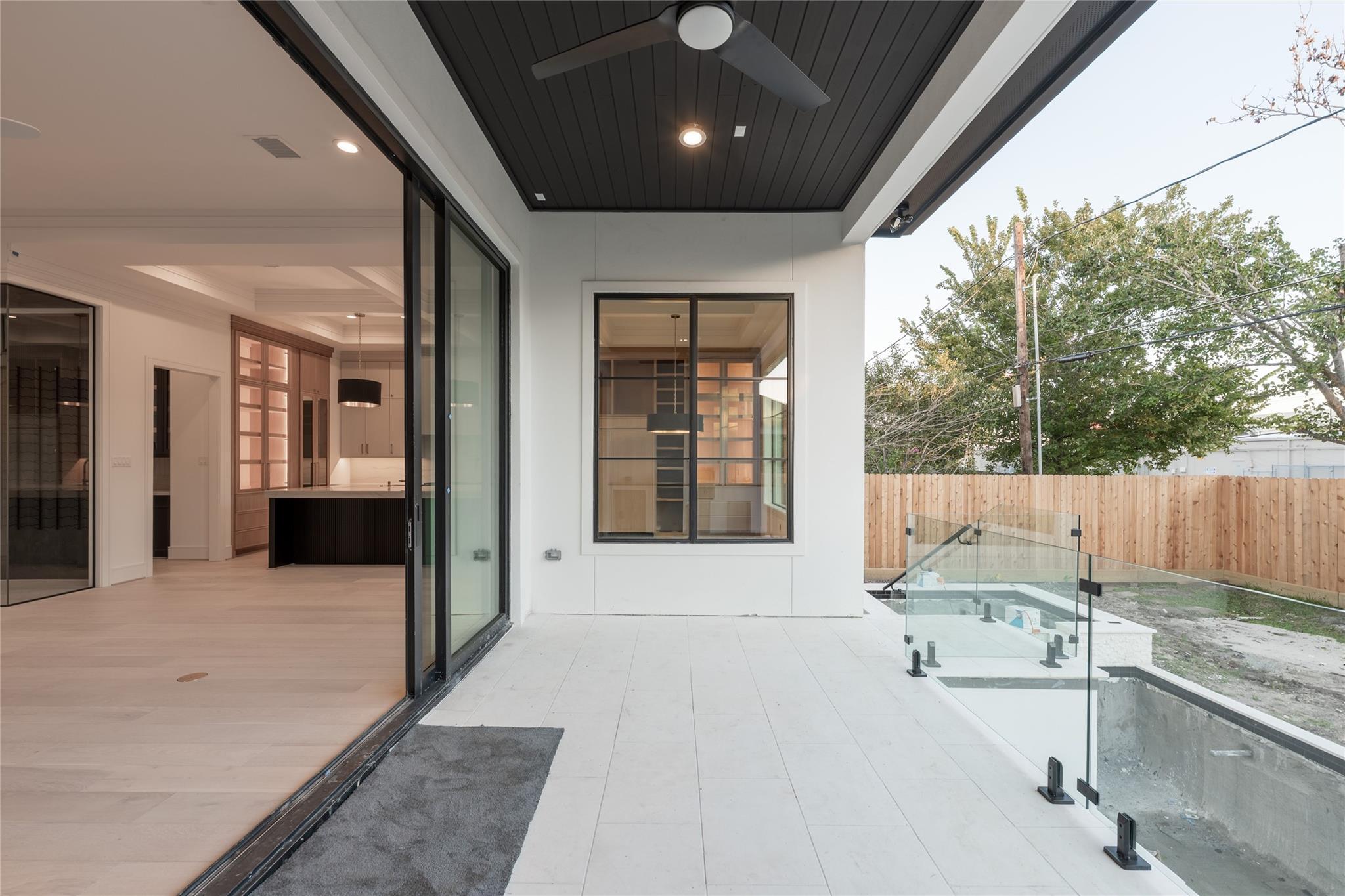 4923 Mimosa St Drive