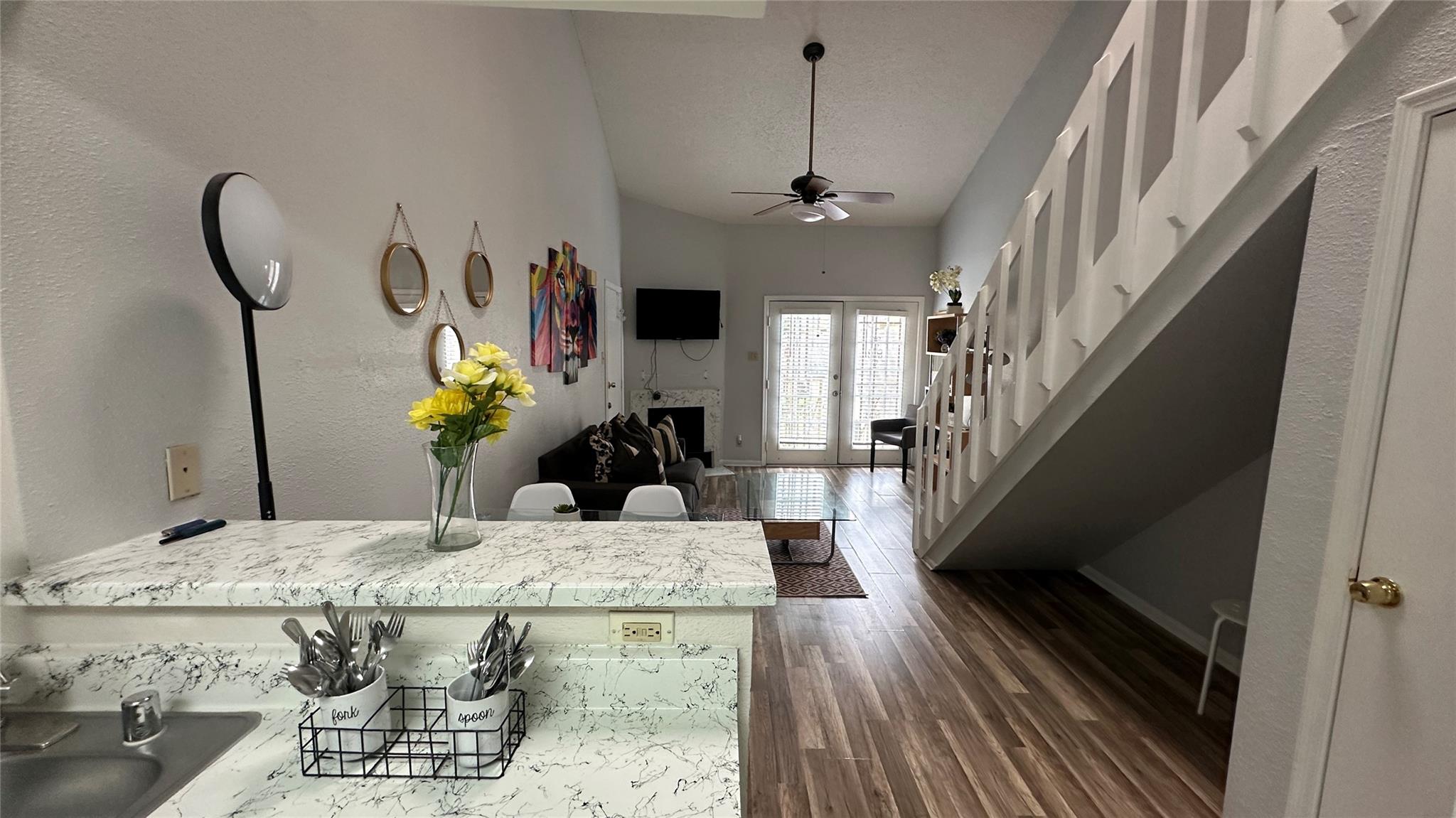 2425 Holly Hall St # 51C