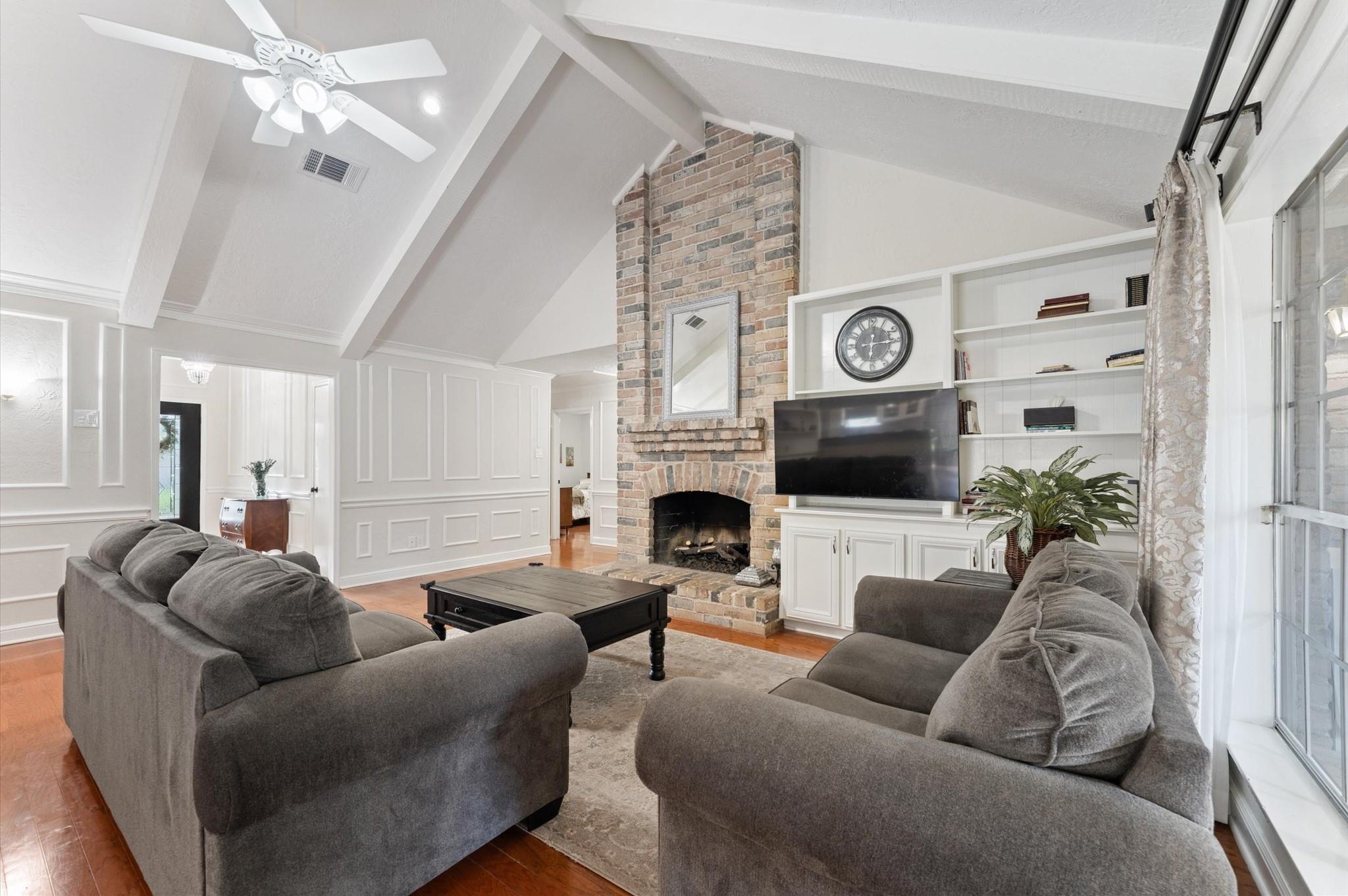 5515 Moss Glenn Lane