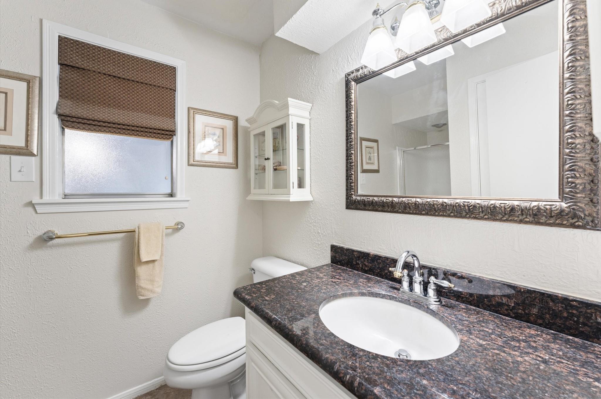 5515 Moss Glenn Lane