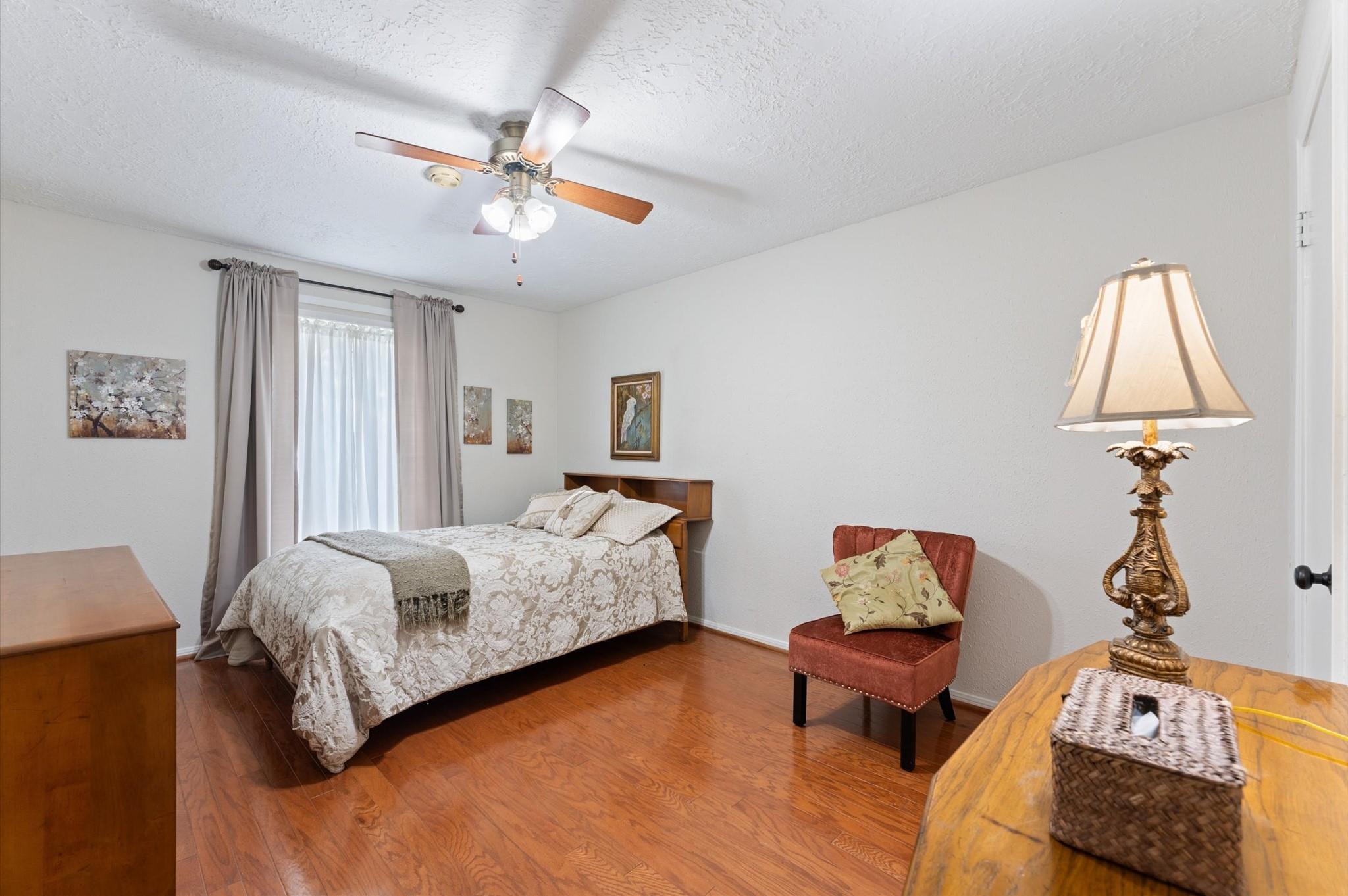 5515 Moss Glenn Lane