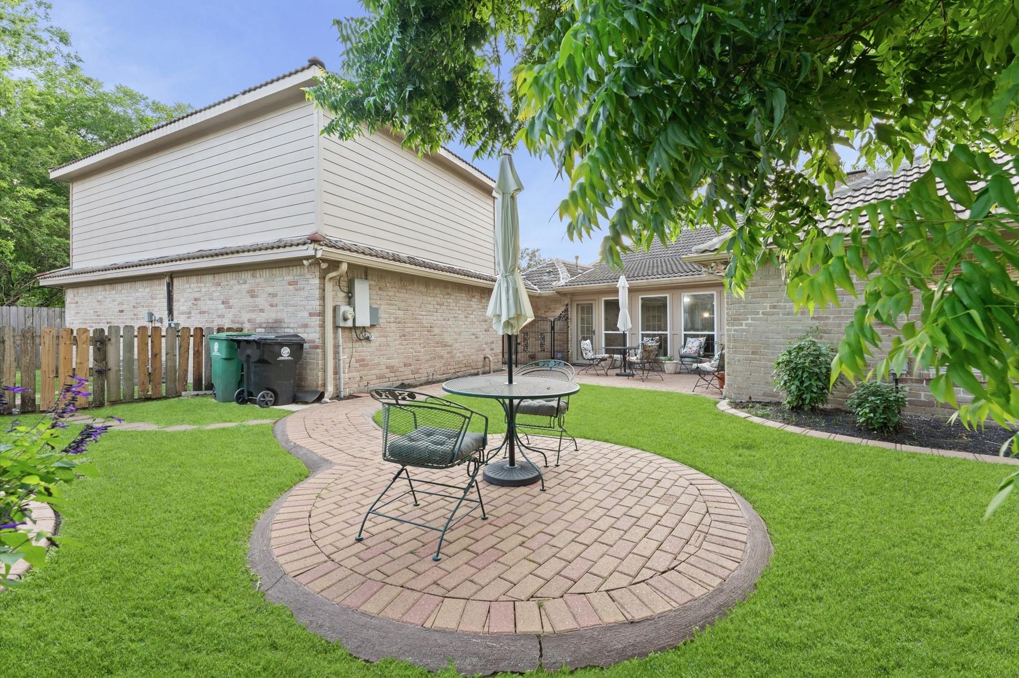 5515 Moss Glenn Lane