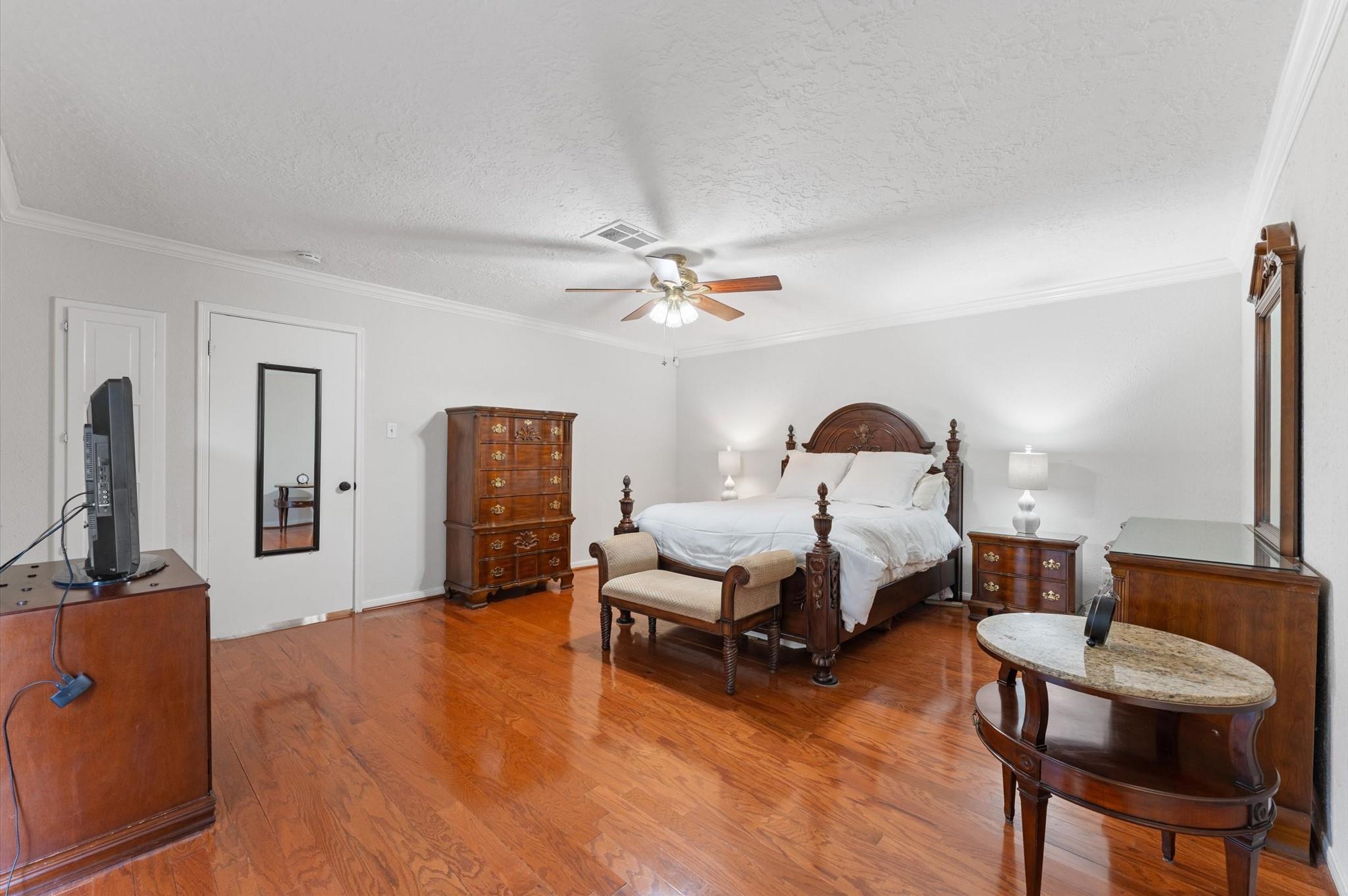 5515 Moss Glenn Lane