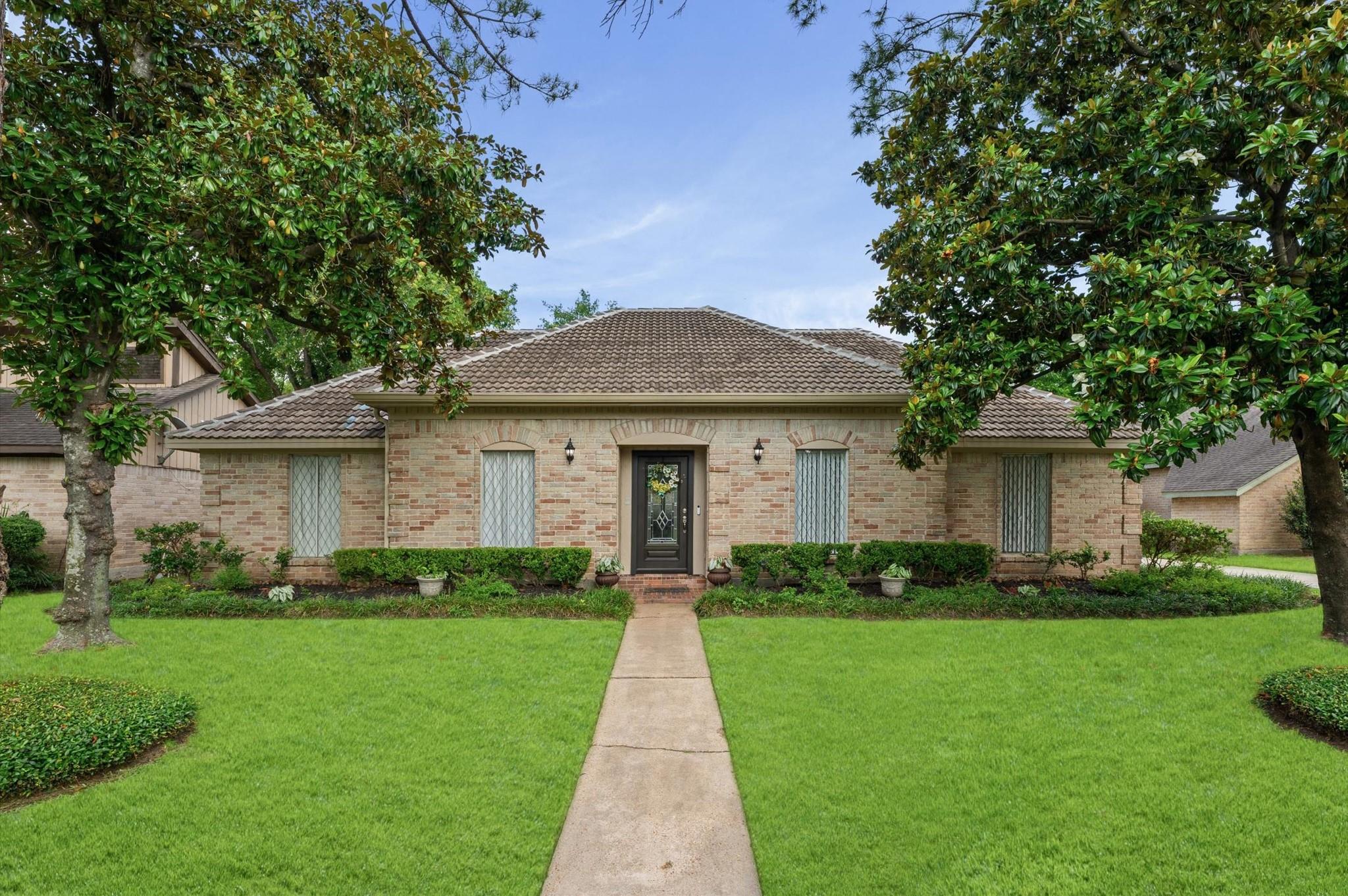 5515 Moss Glenn Lane