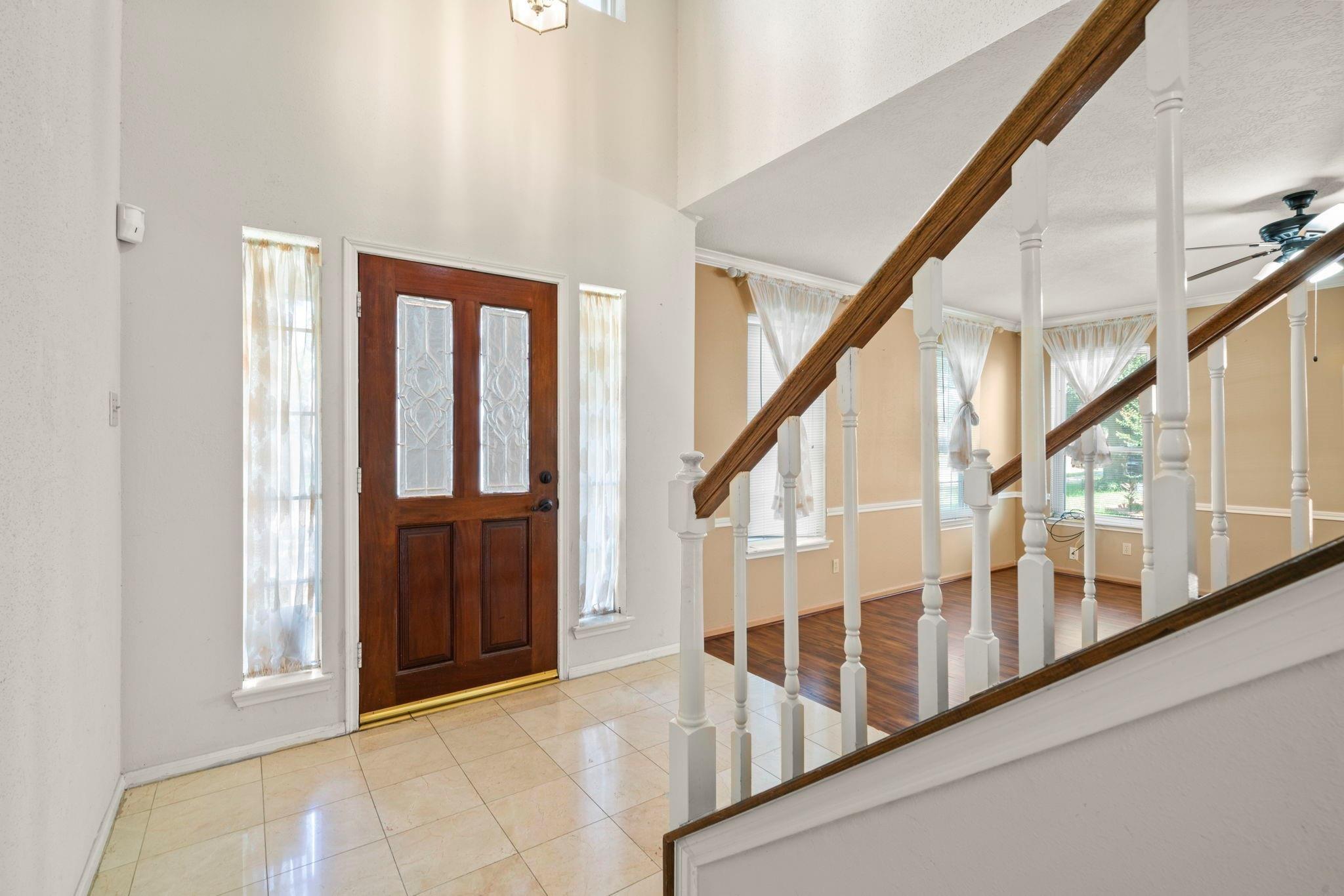 12819 Orchard Hollow Way