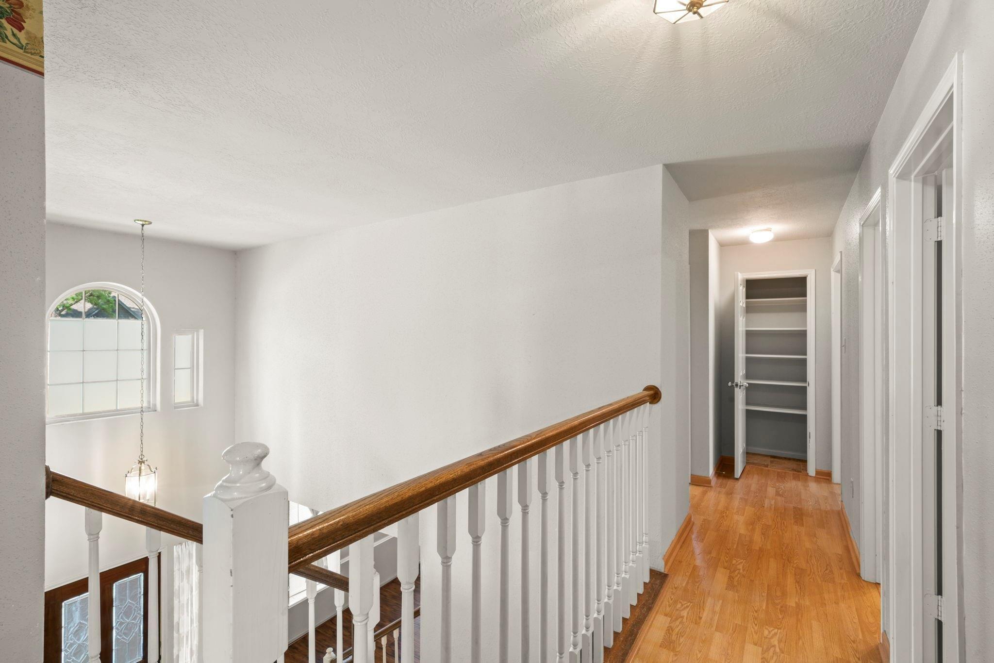 12819 Orchard Hollow Way