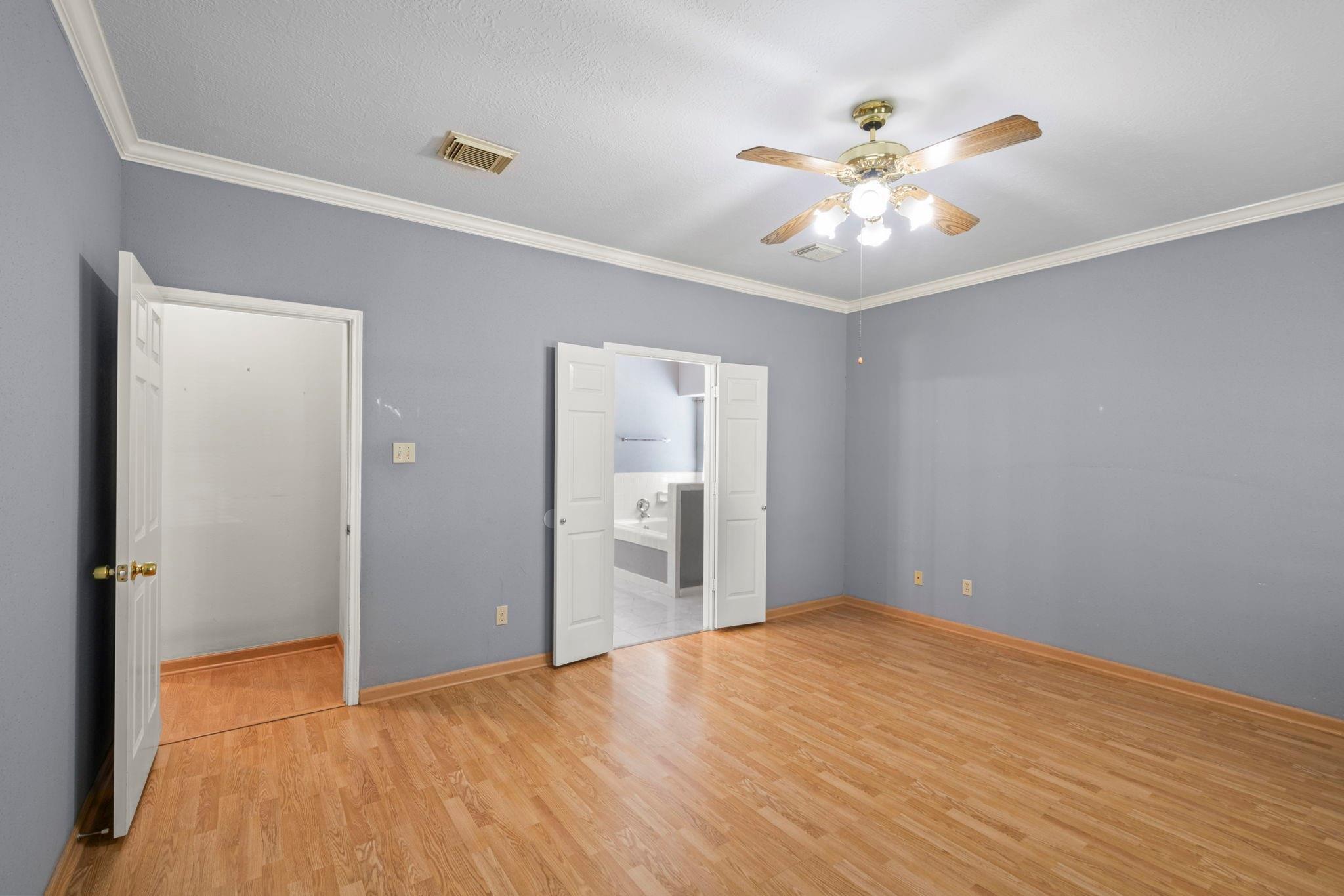 12819 Orchard Hollow Way