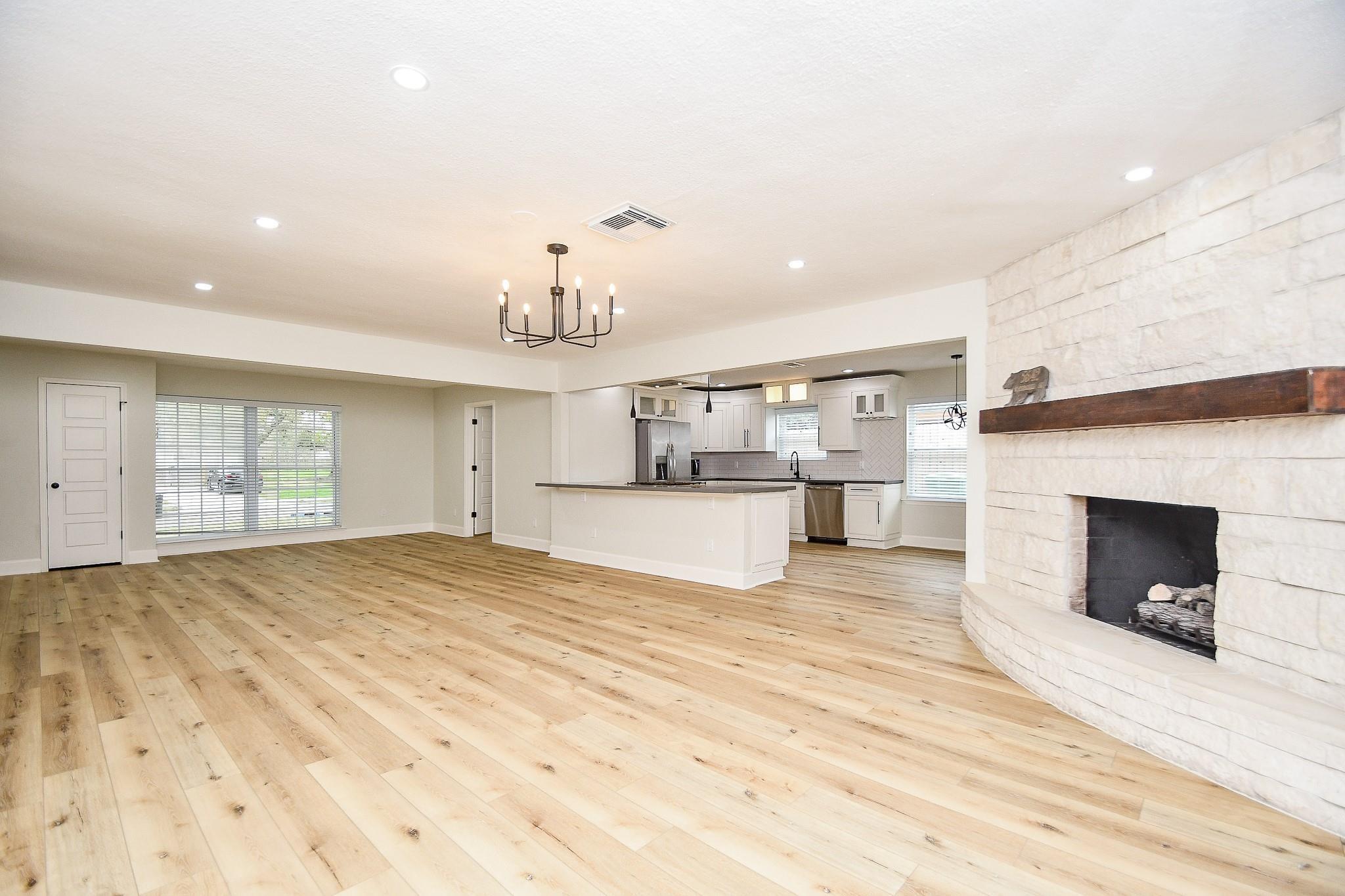 5642 Cartagena Street