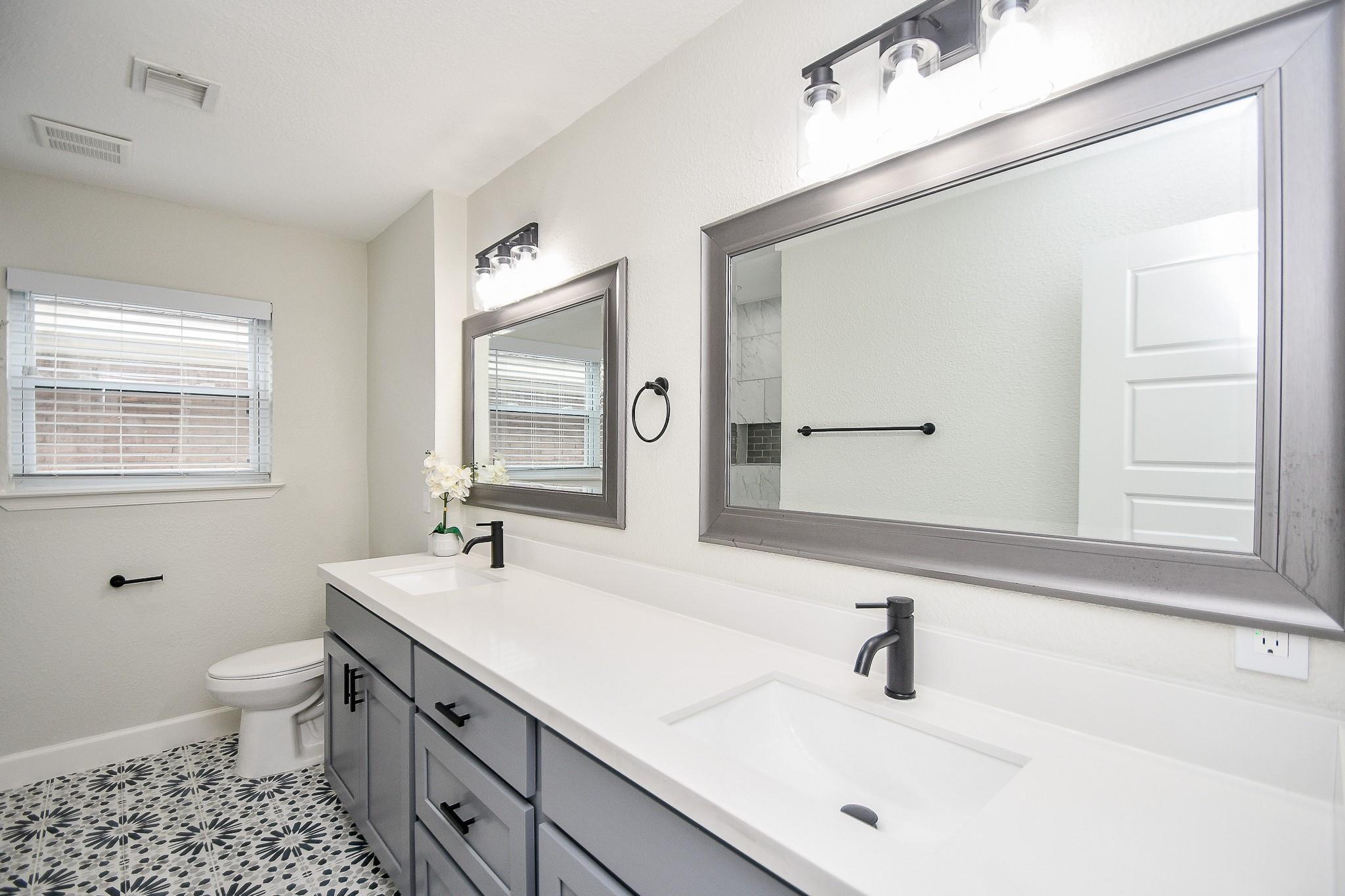 5642 Cartagena Street