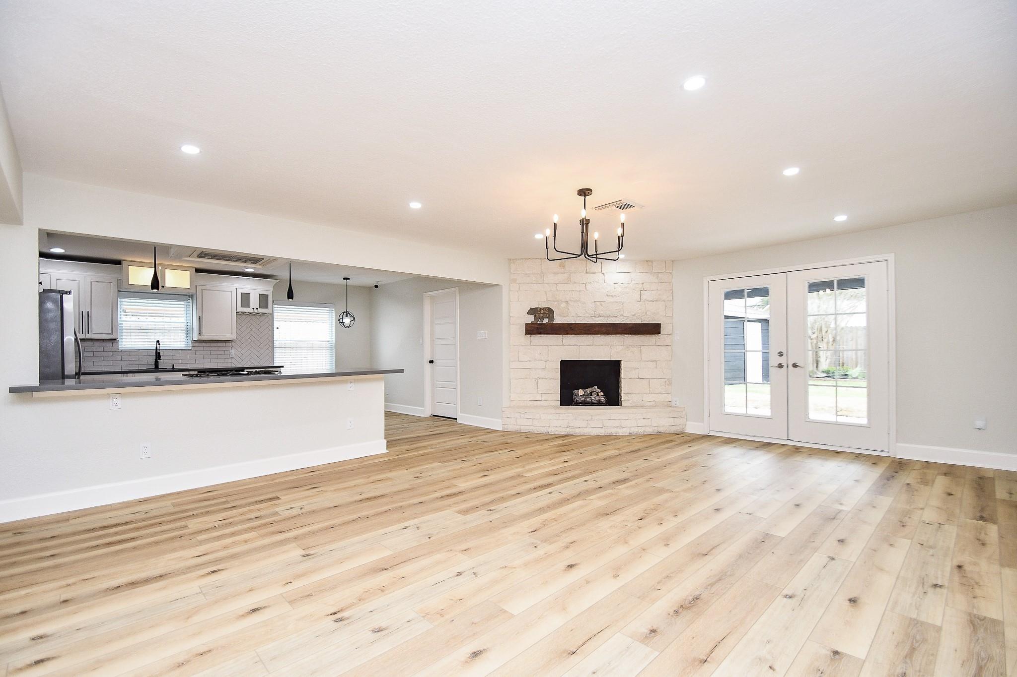 5642 Cartagena Street