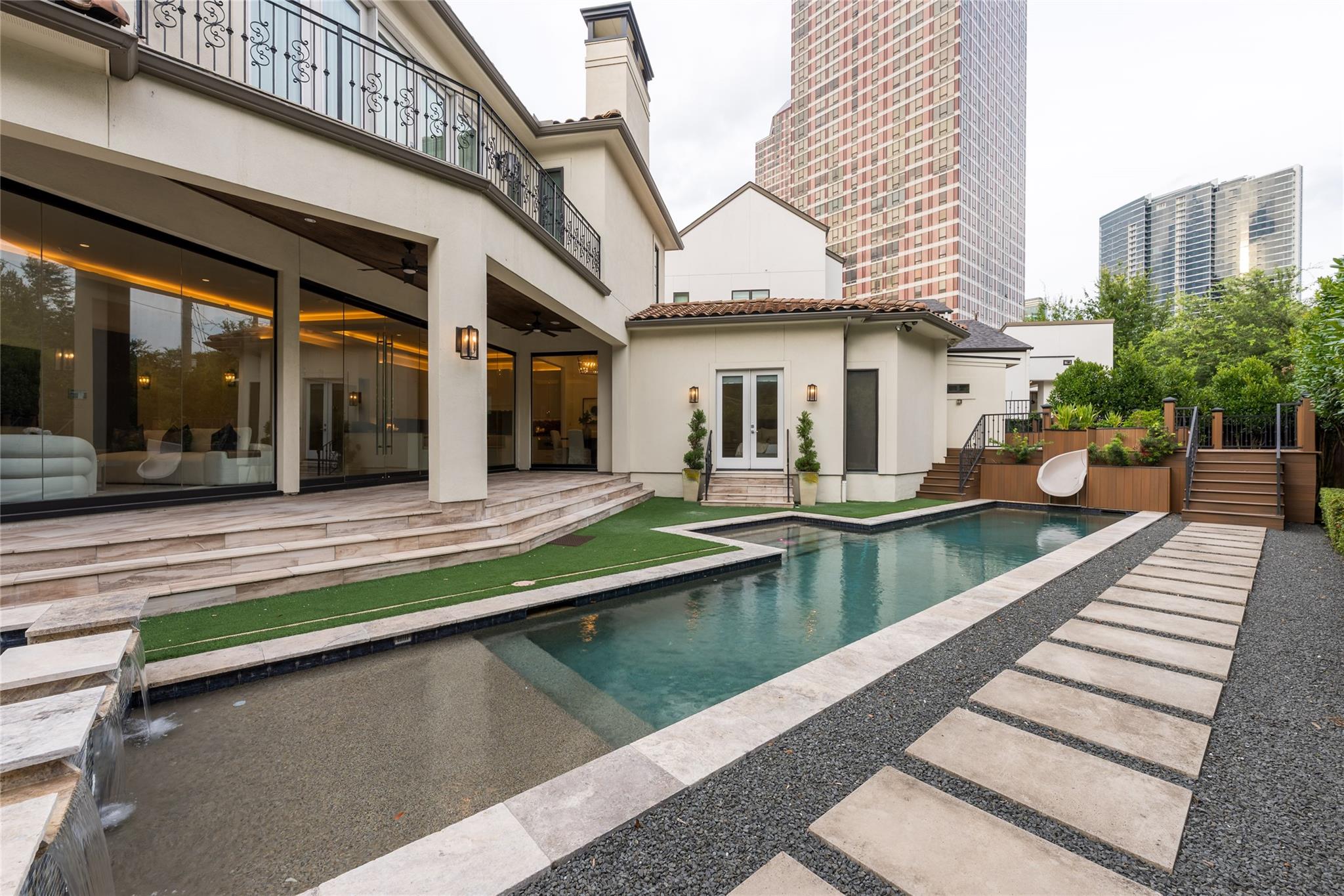 5134 Huckleberry Circle