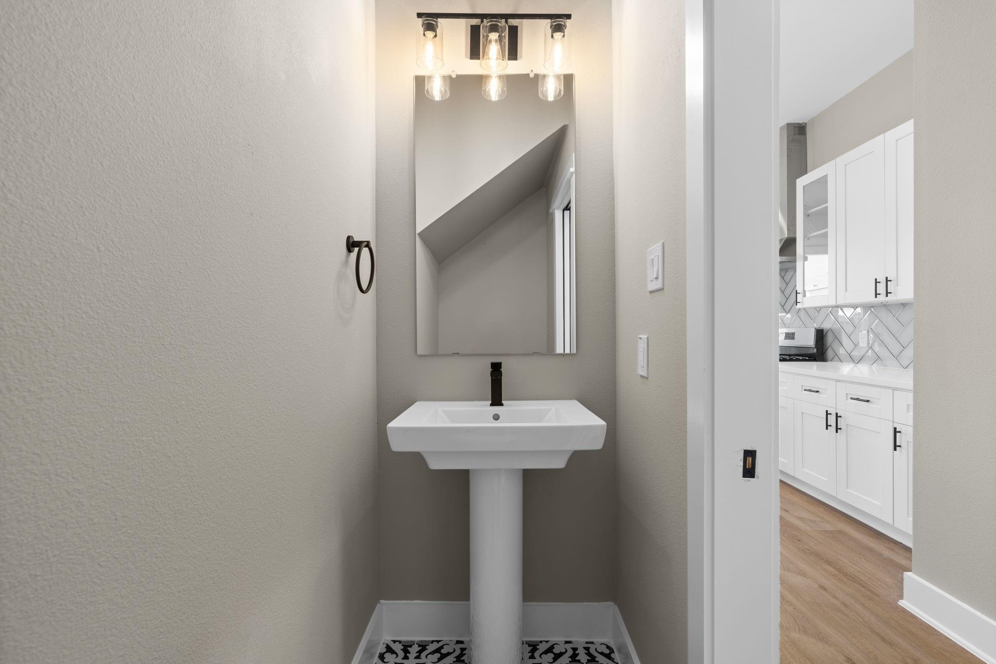 2210 Mansfield, Houston