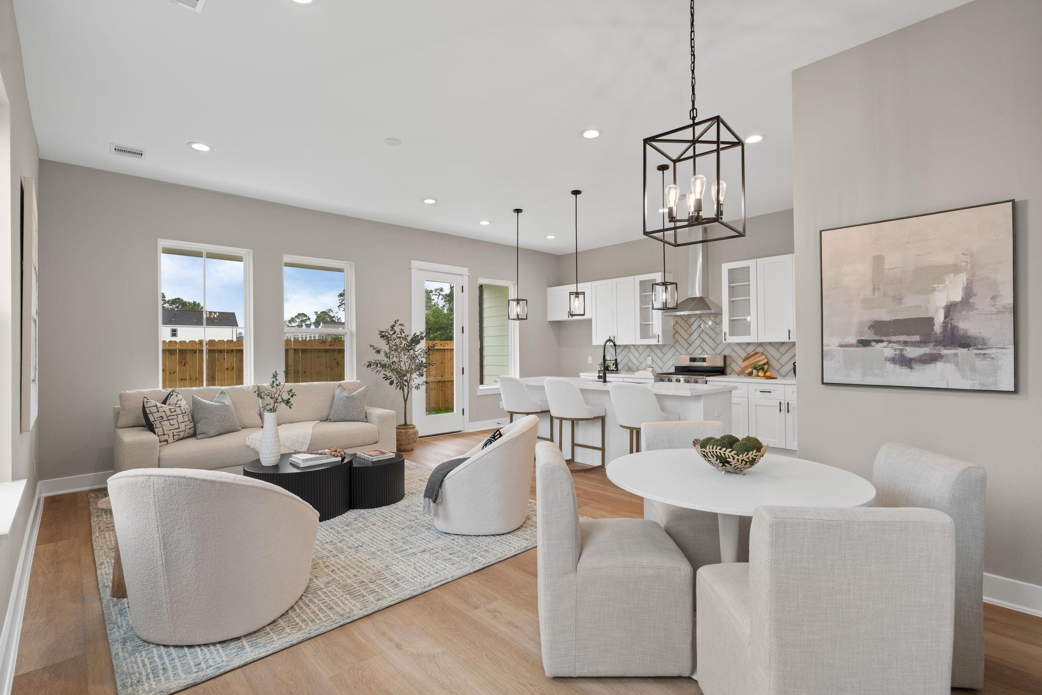 2210 Mansfield, Houston