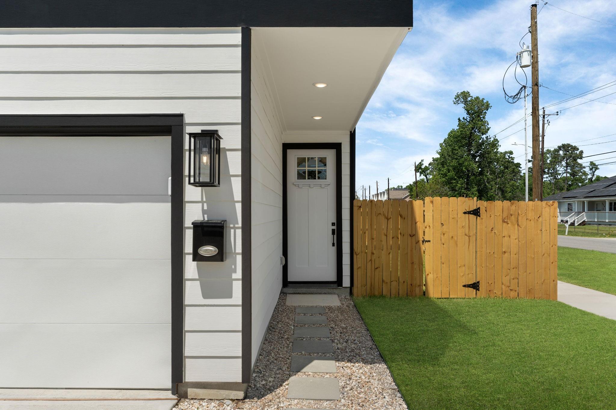 2210 Mansfield, Houston