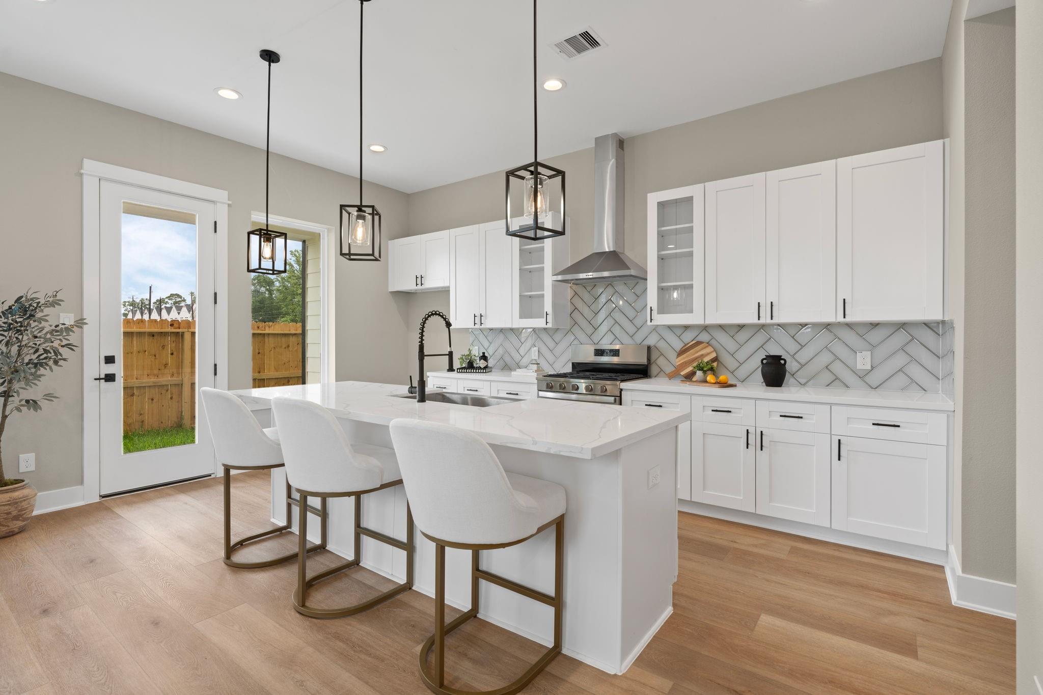 2210 Mansfield, Houston