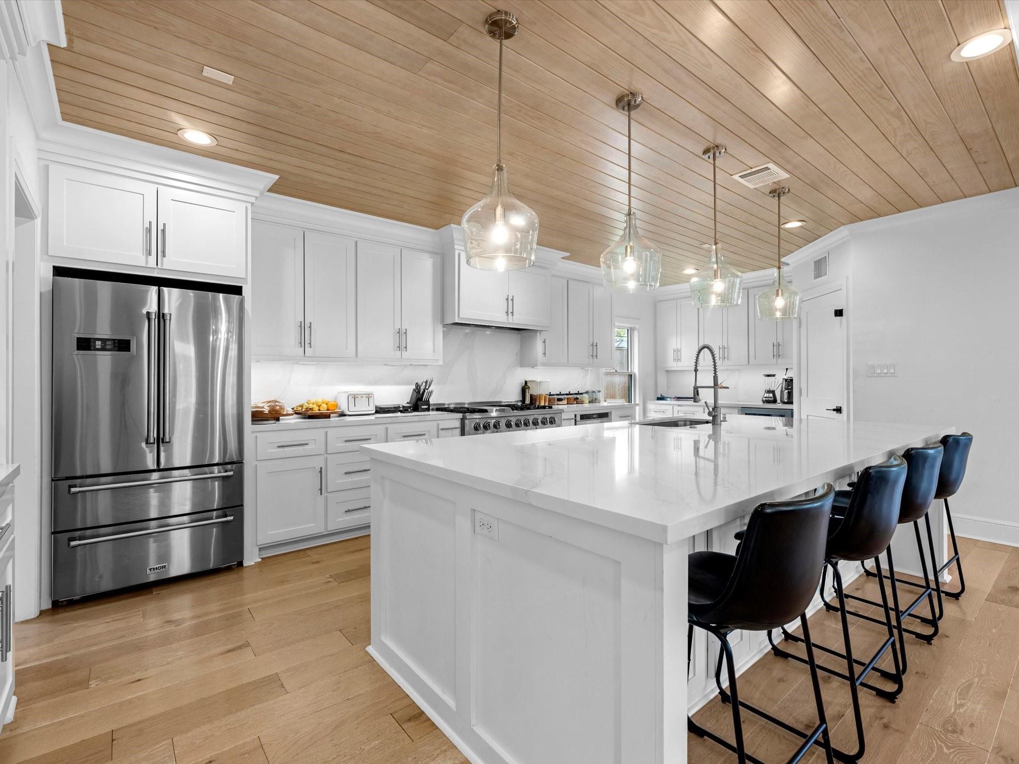 2147 Colquitt Street