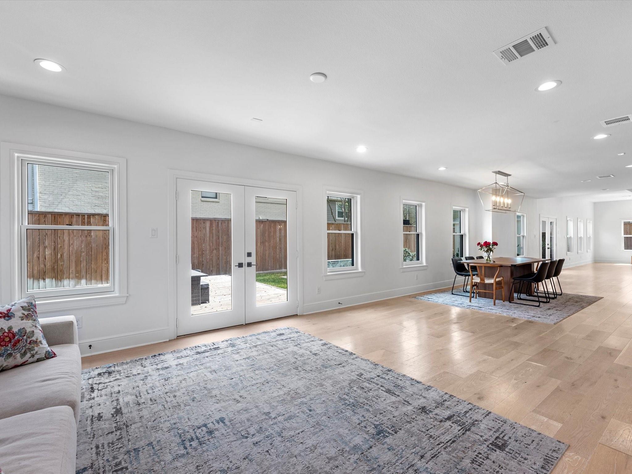 2147 Colquitt Street