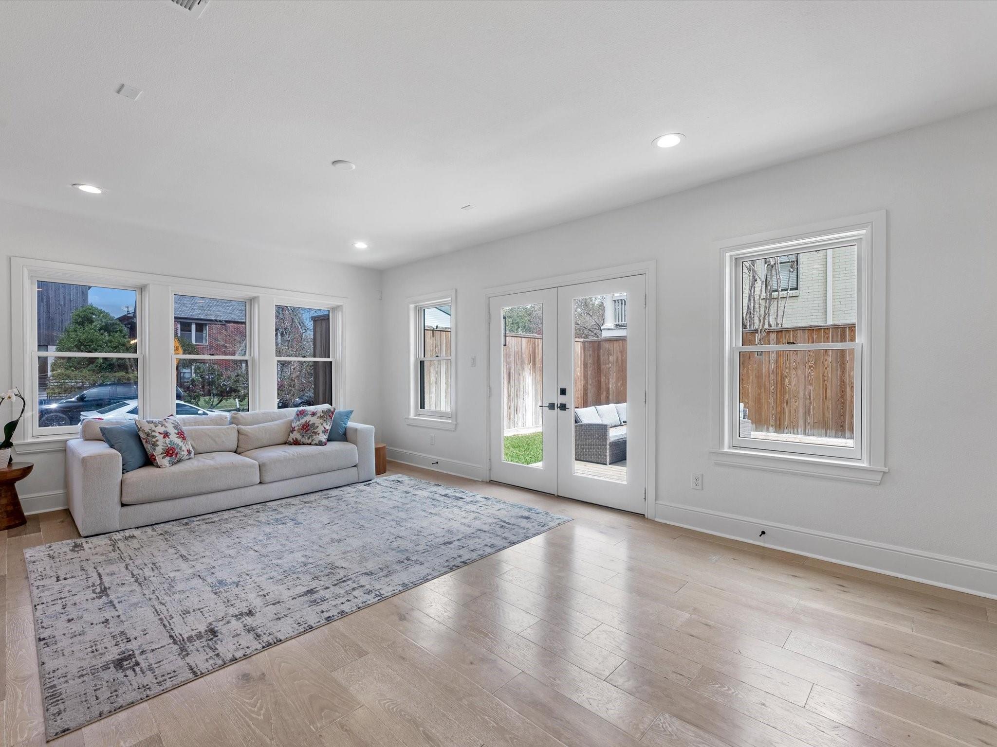 2147 Colquitt Street