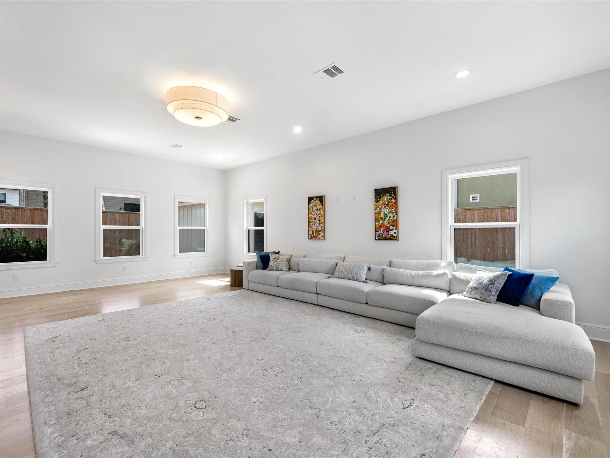 2147 Colquitt Street