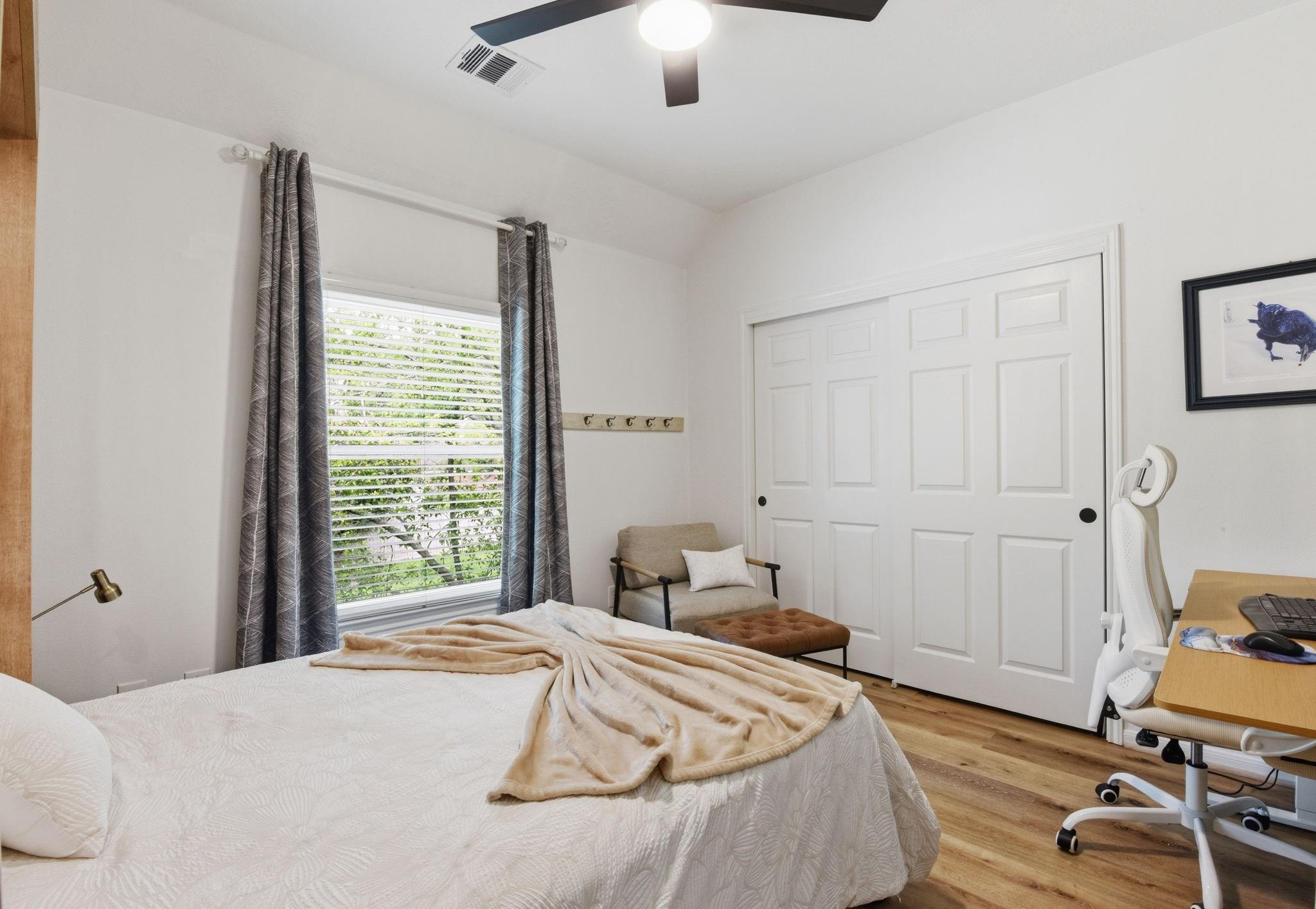 68 E Sandalbranch Circle