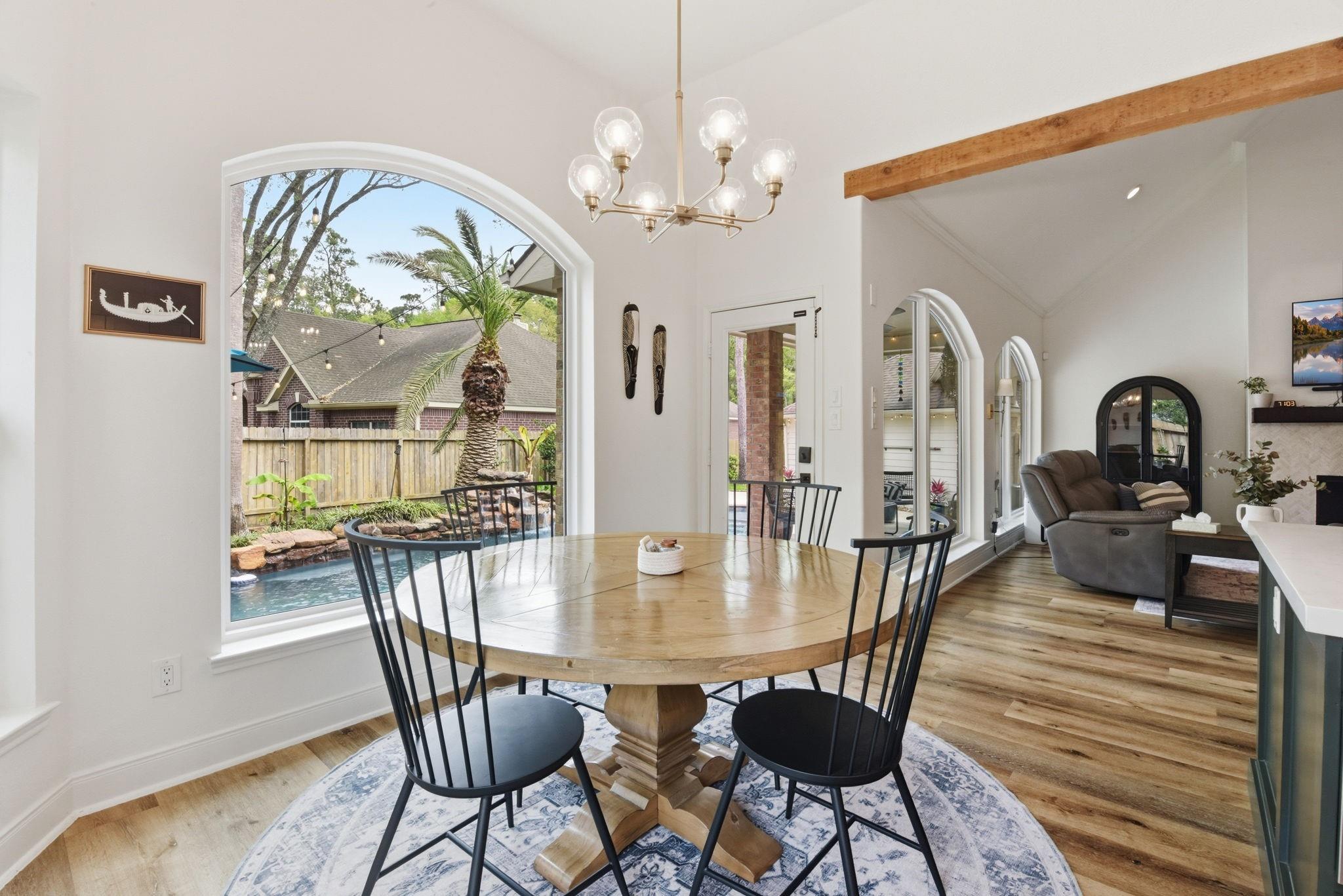68 E Sandalbranch Circle