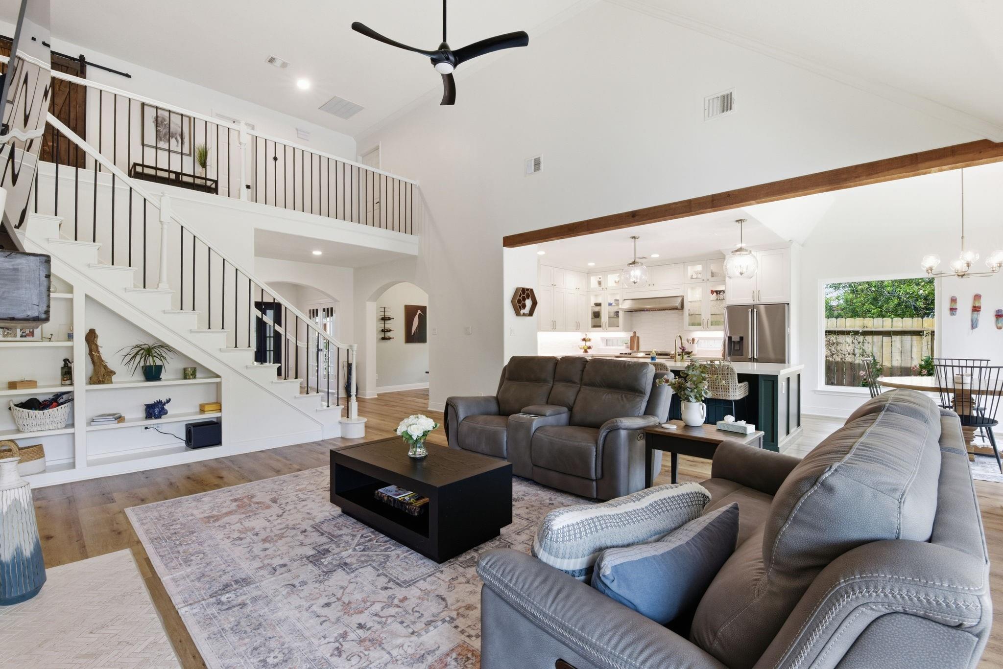 68 E Sandalbranch Circle