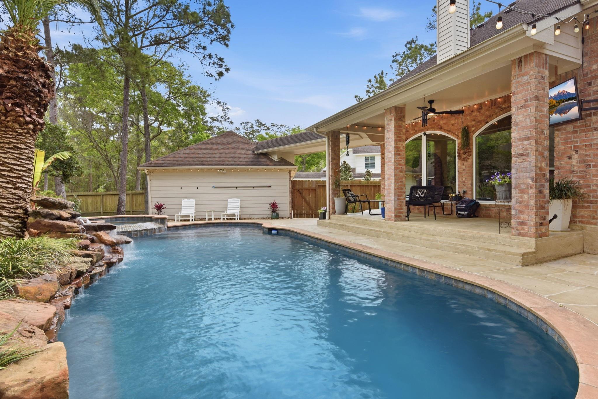 68 E Sandalbranch Circle