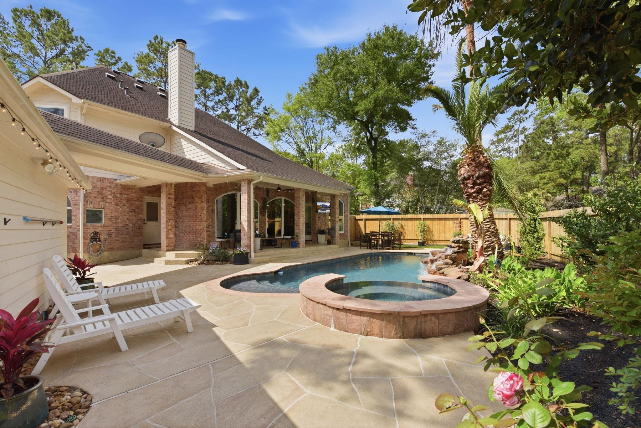 68 E Sandalbranch Circle