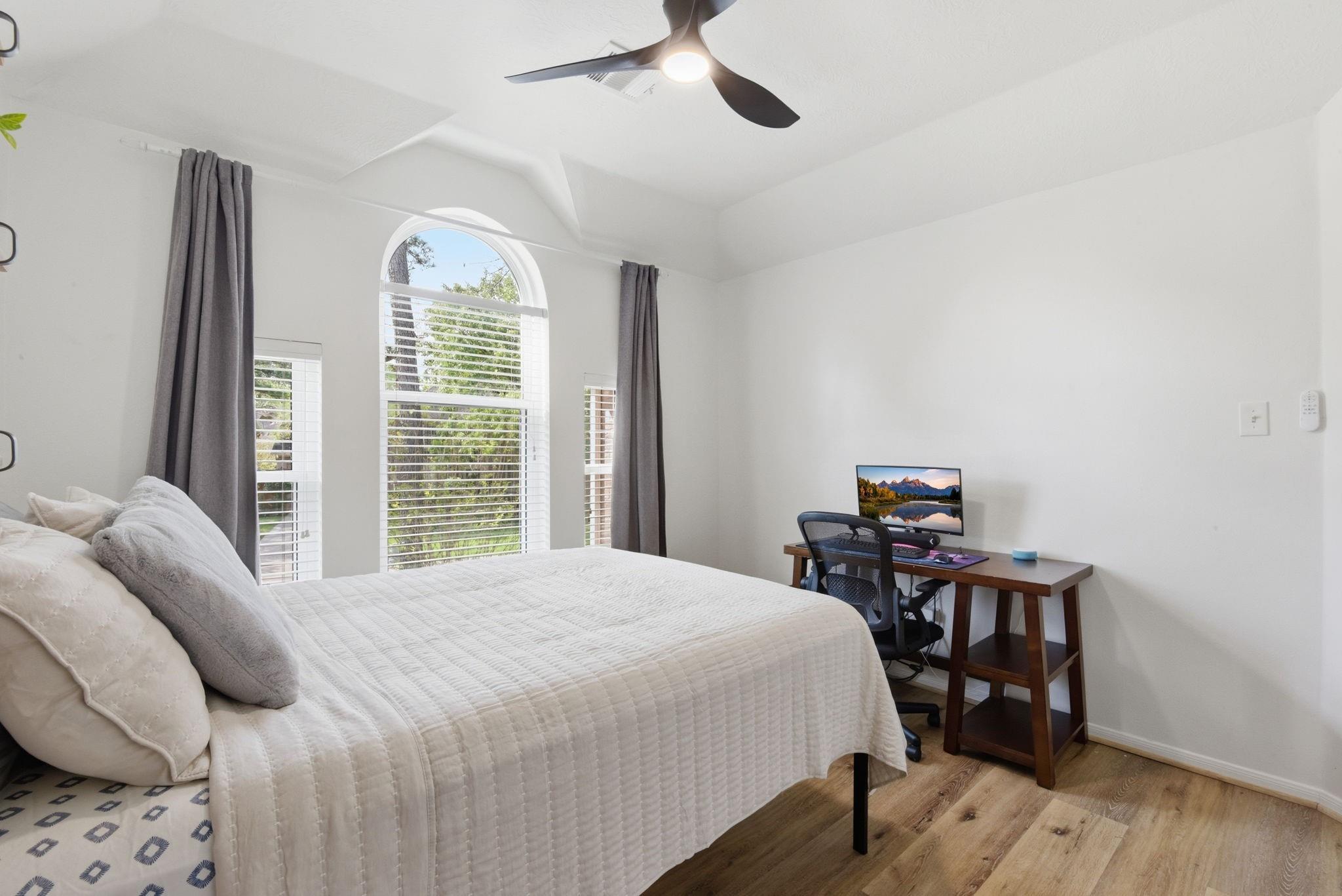 68 E Sandalbranch Circle