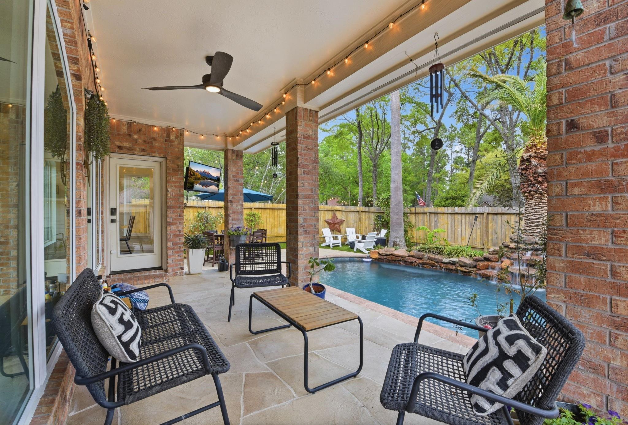 68 E Sandalbranch Circle