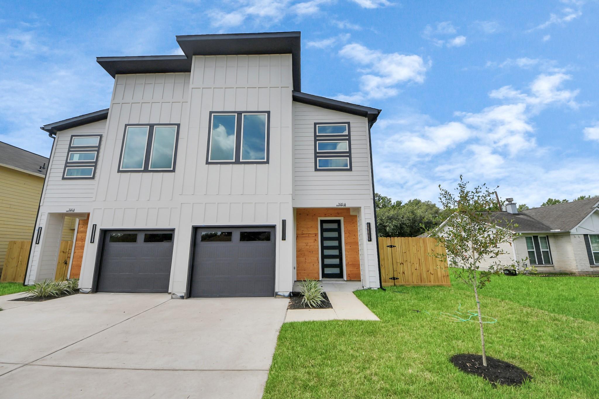 5218 Higgins Street Unit: A/B