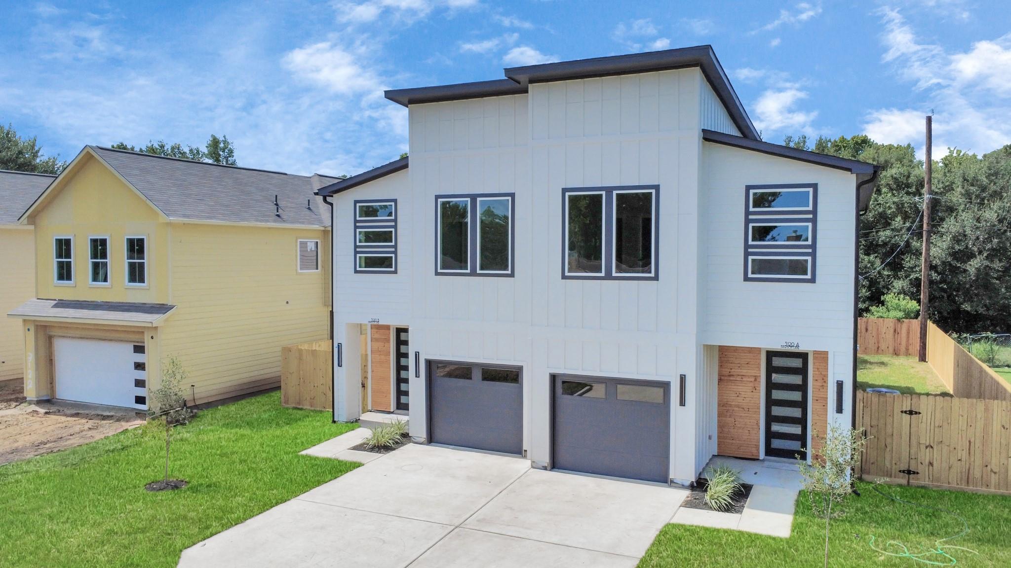 5218 Higgins Street Unit: A/B