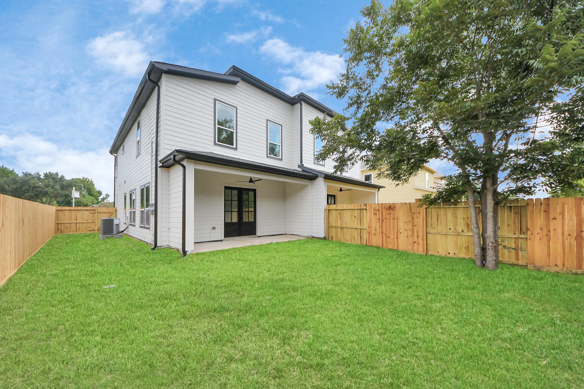 5218 Higgins Street Unit: A/B