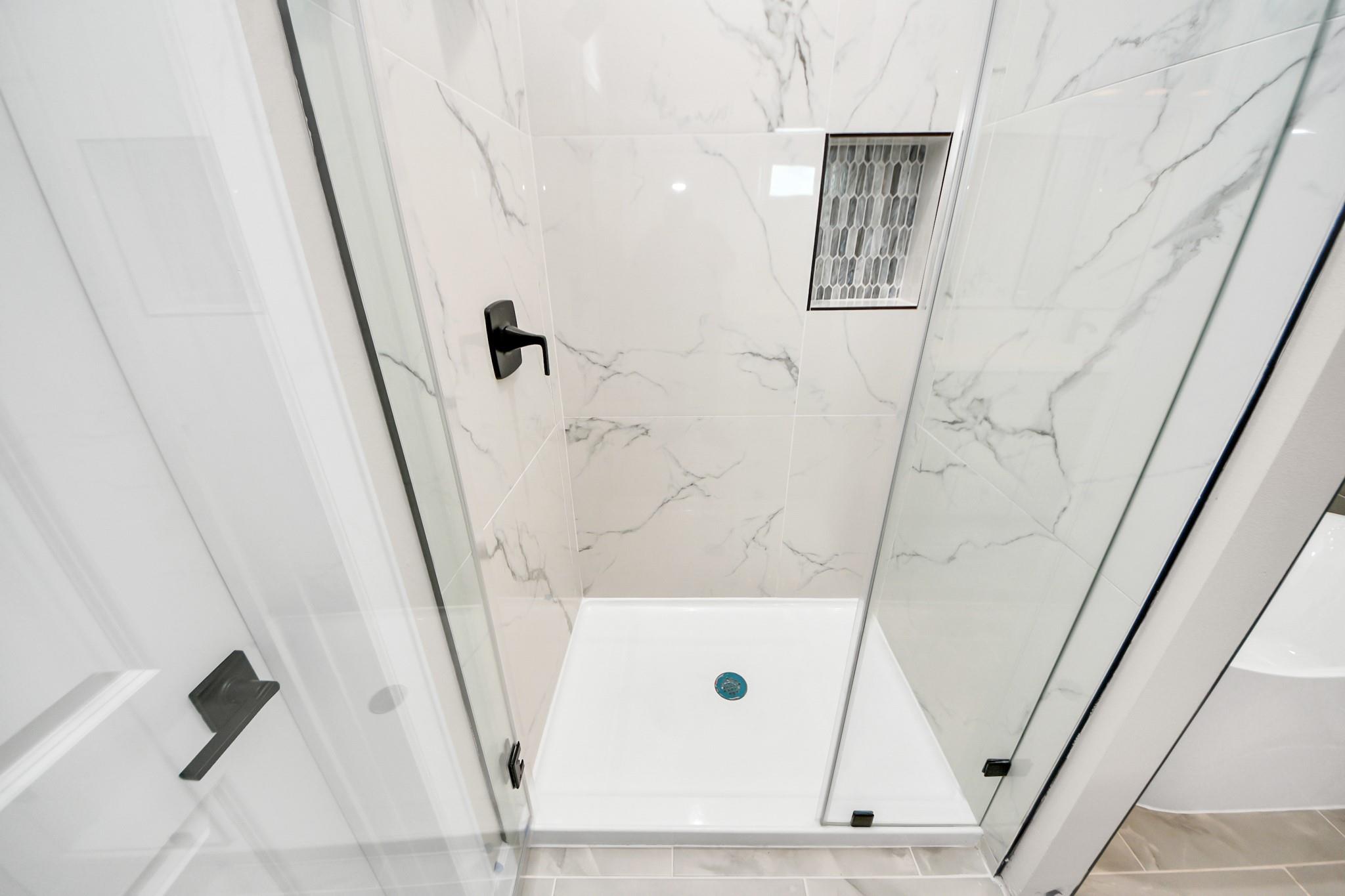 5218 Higgins Street Unit: A/B