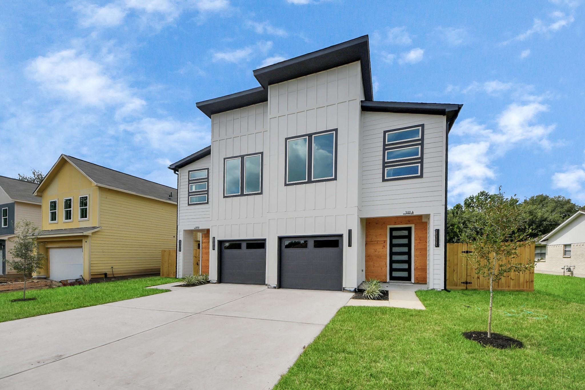 5218 Higgins Street Unit: A/B
