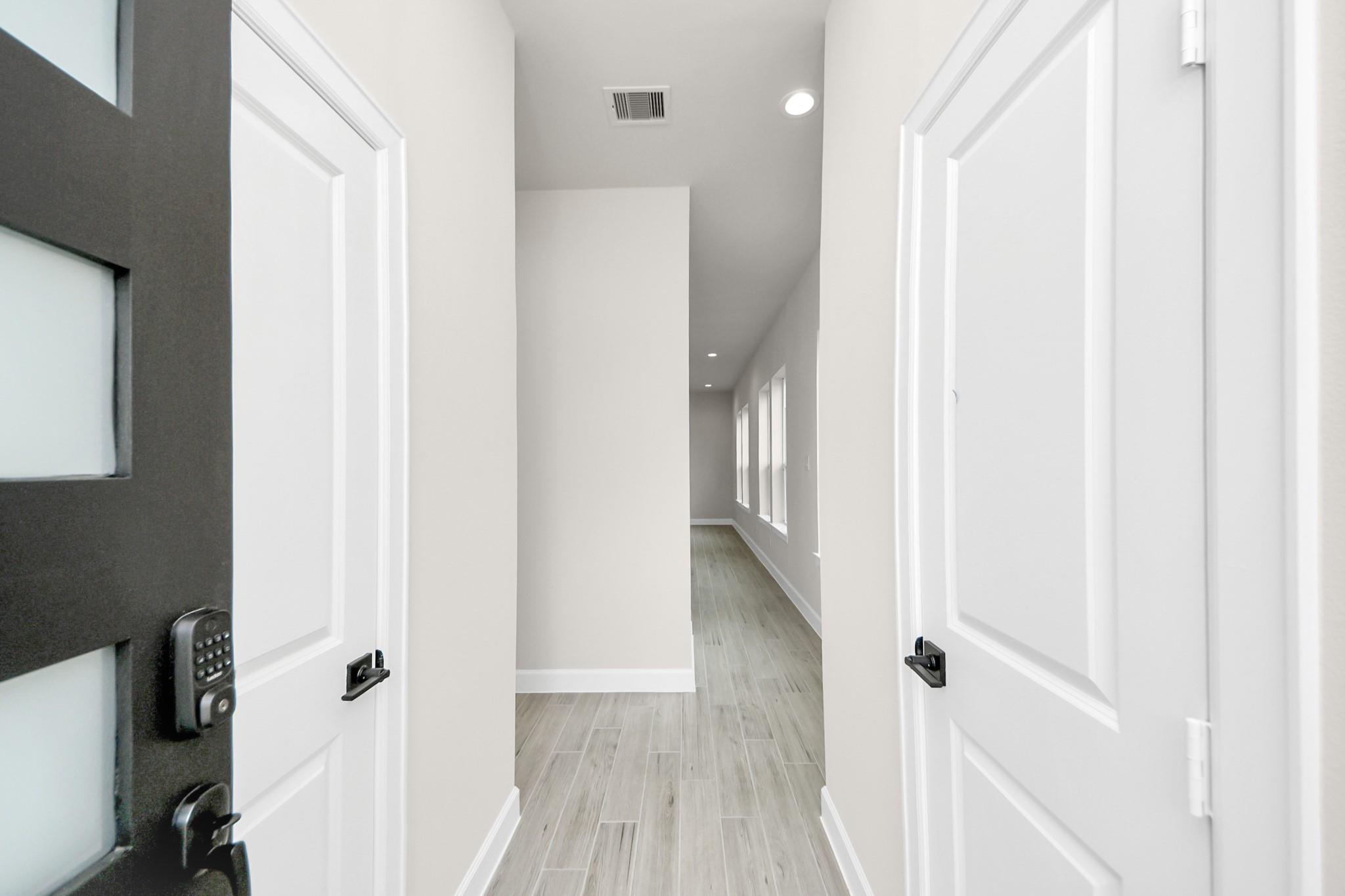 5218 Higgins Street Unit: A/B