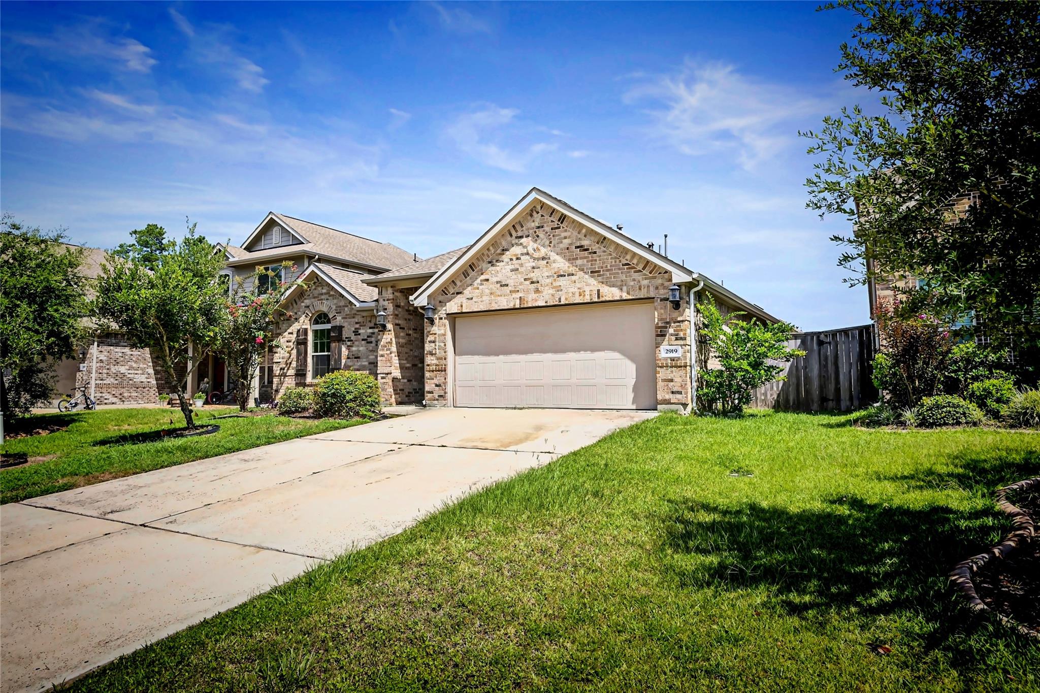 2919 Twin Cove Court Court