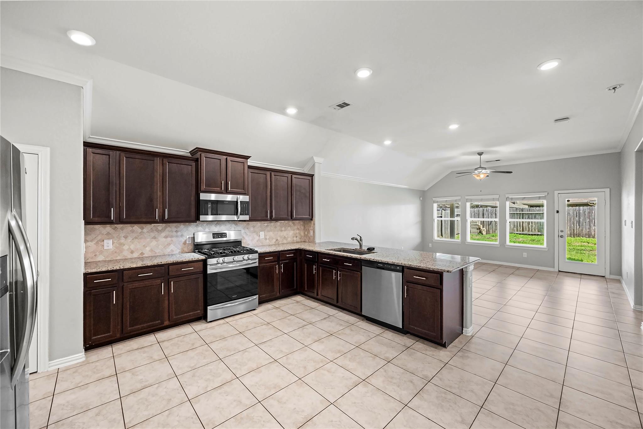 2919 Twin Cove Court Court