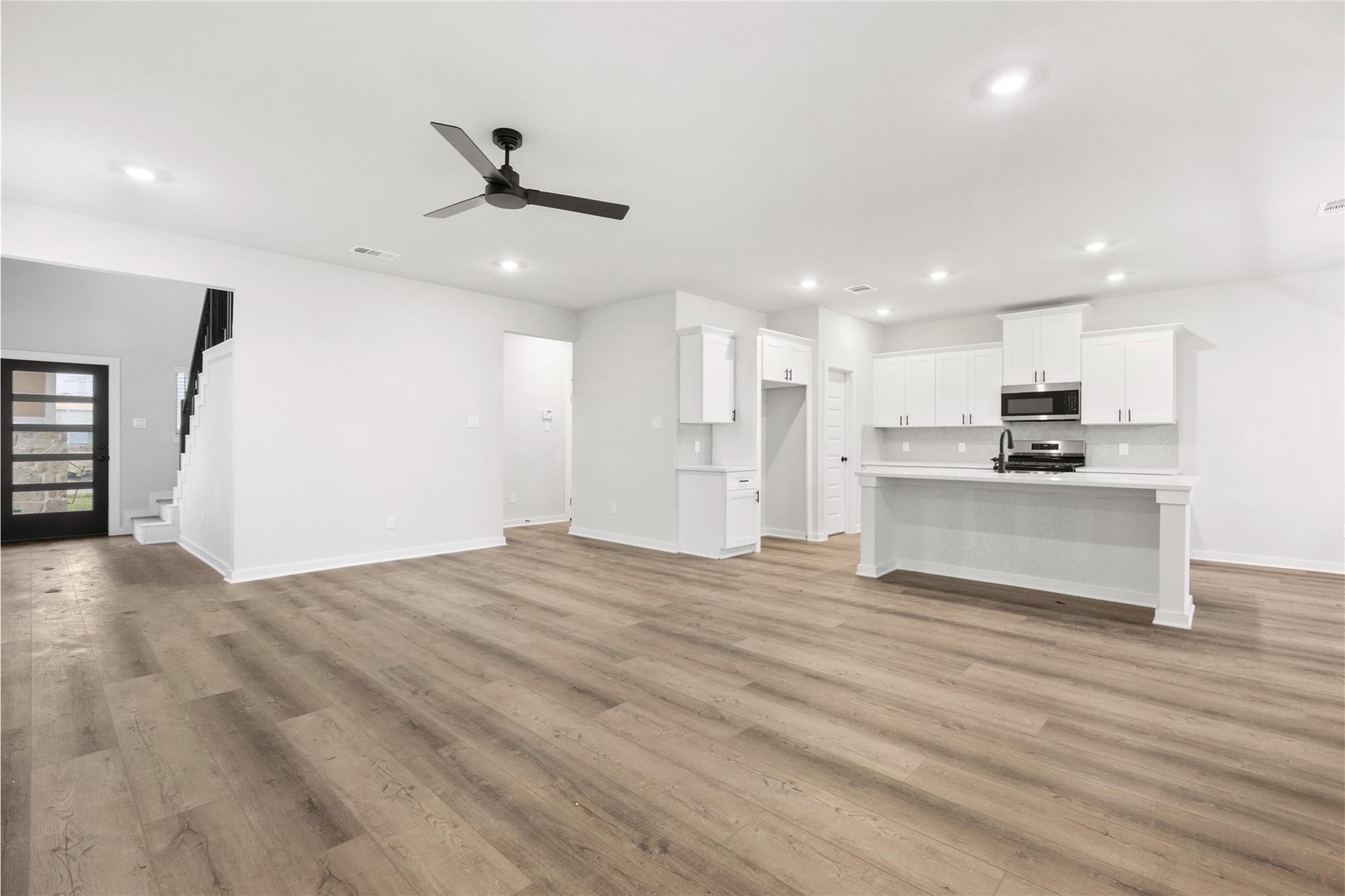 6434 Downey Lane Lane