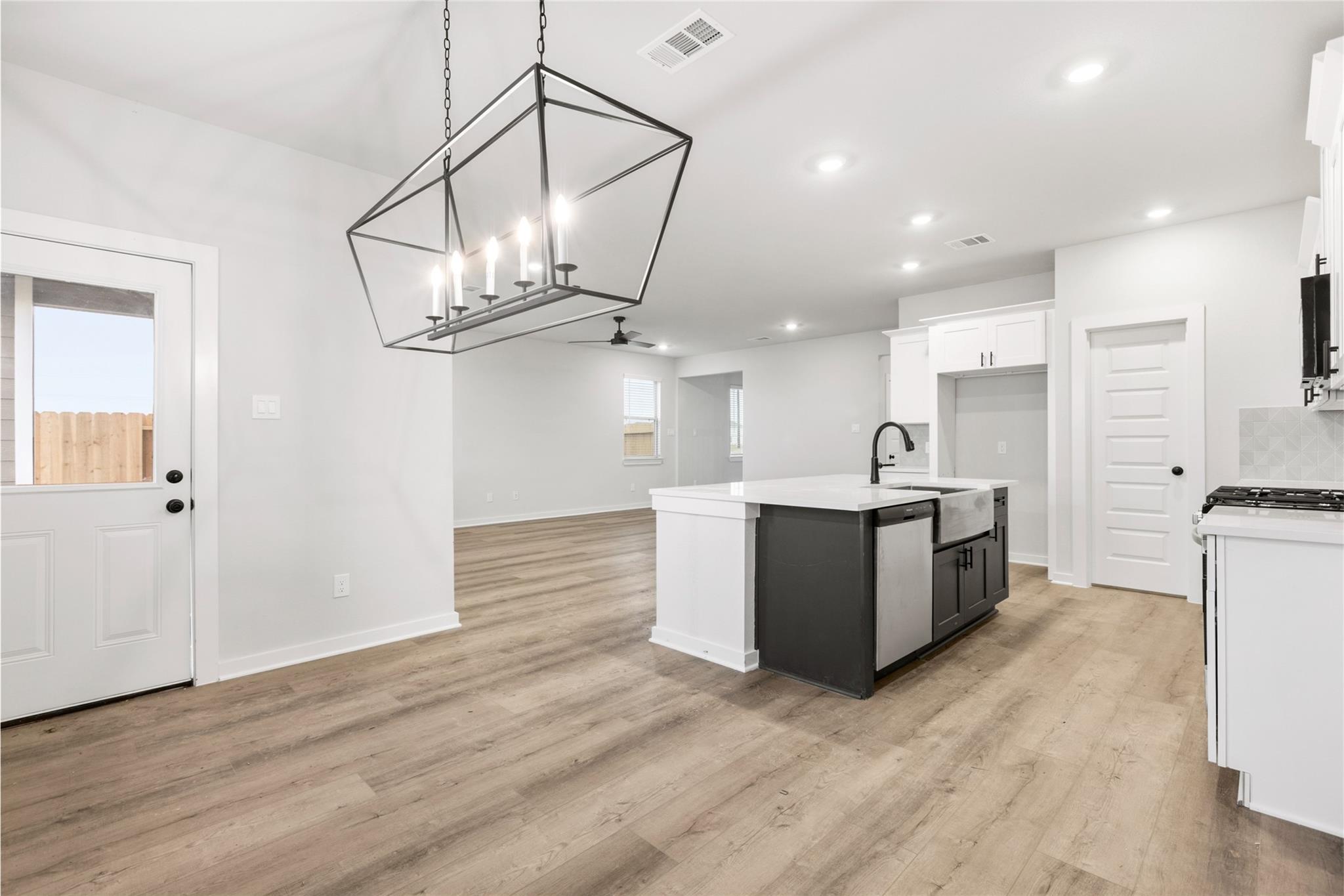 6434 Downey Lane Lane