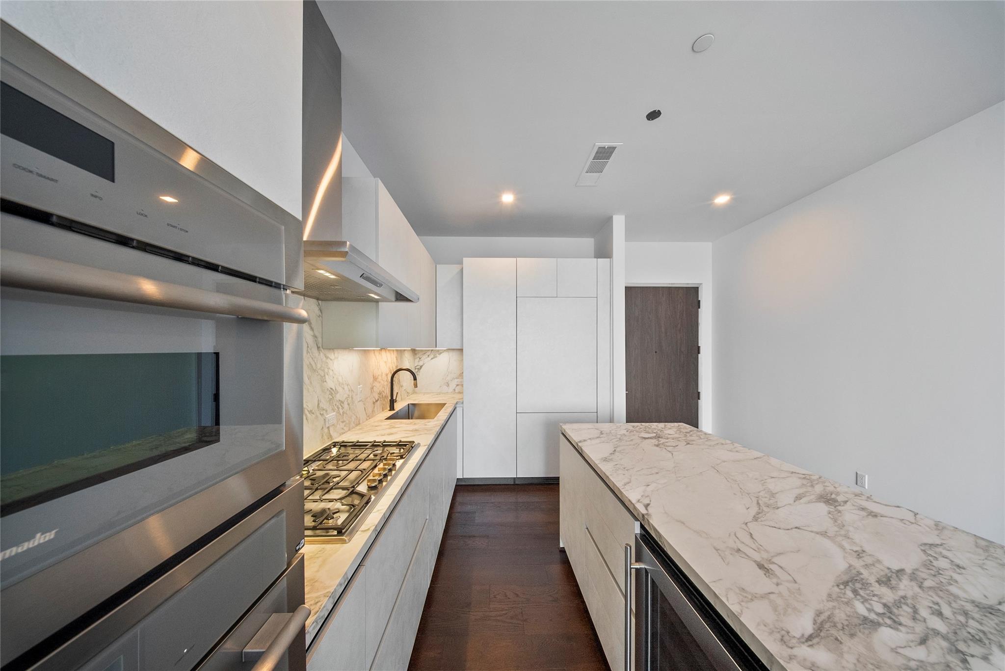 1711 Allen Parkway # 1802