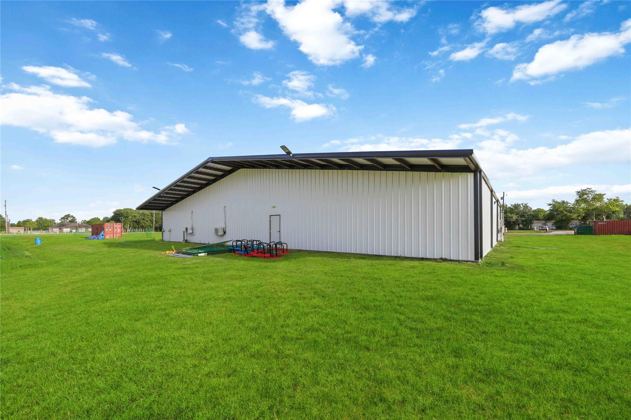 1061 County Road 6111