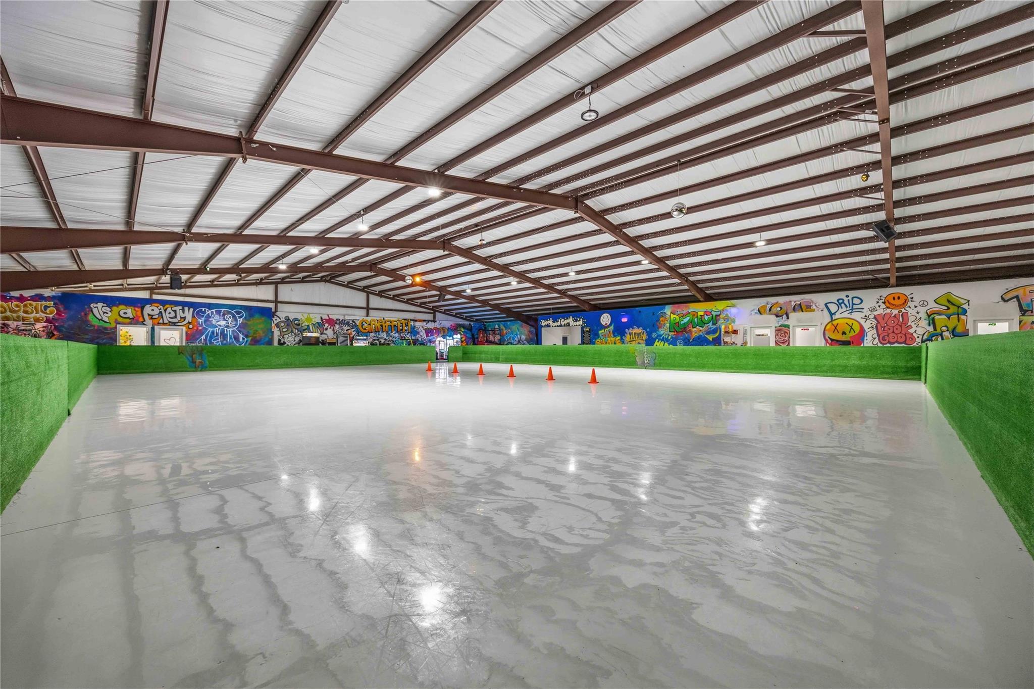 1061 County Road 6111