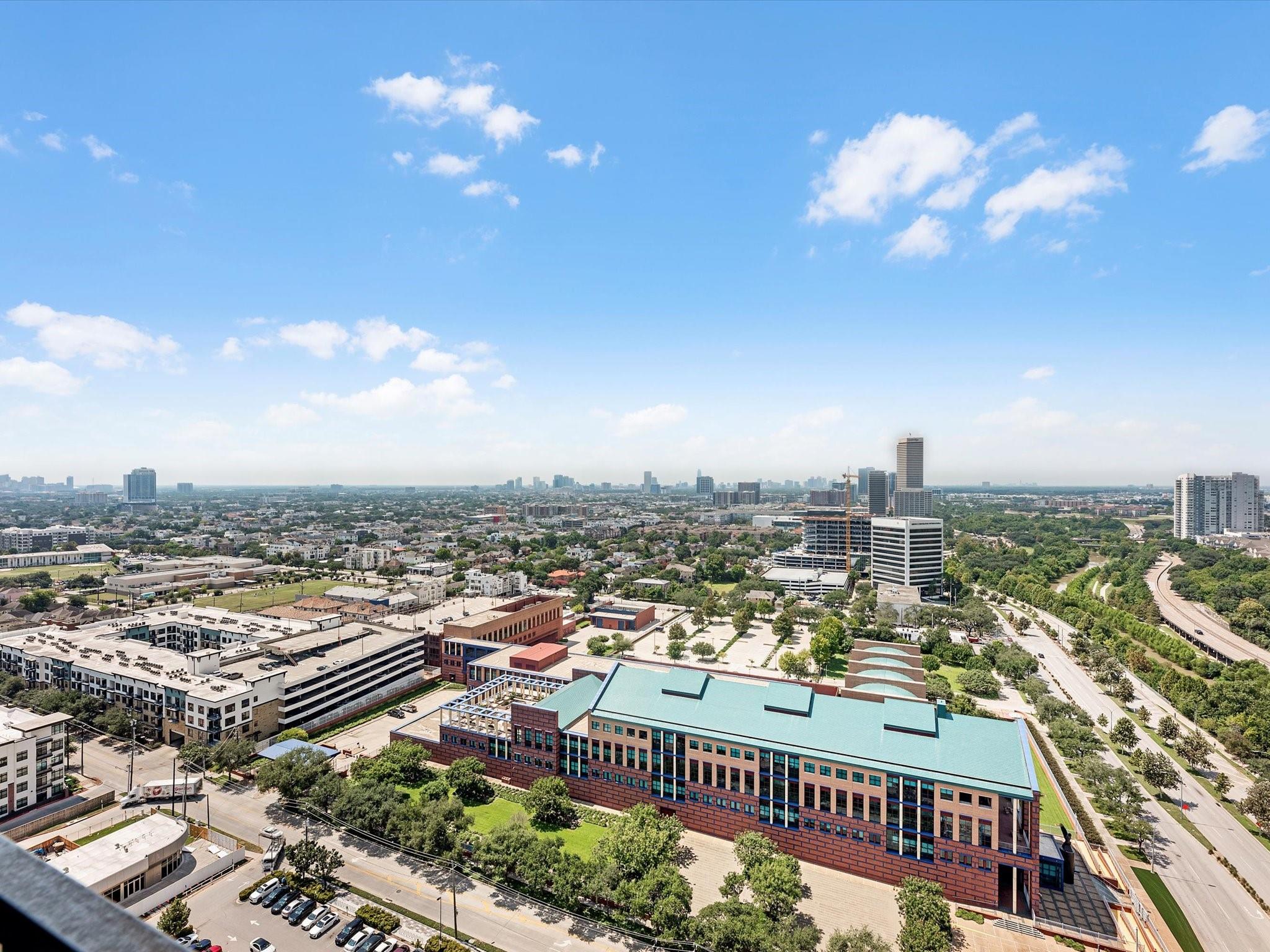 1711 Allen Parkway # 2102