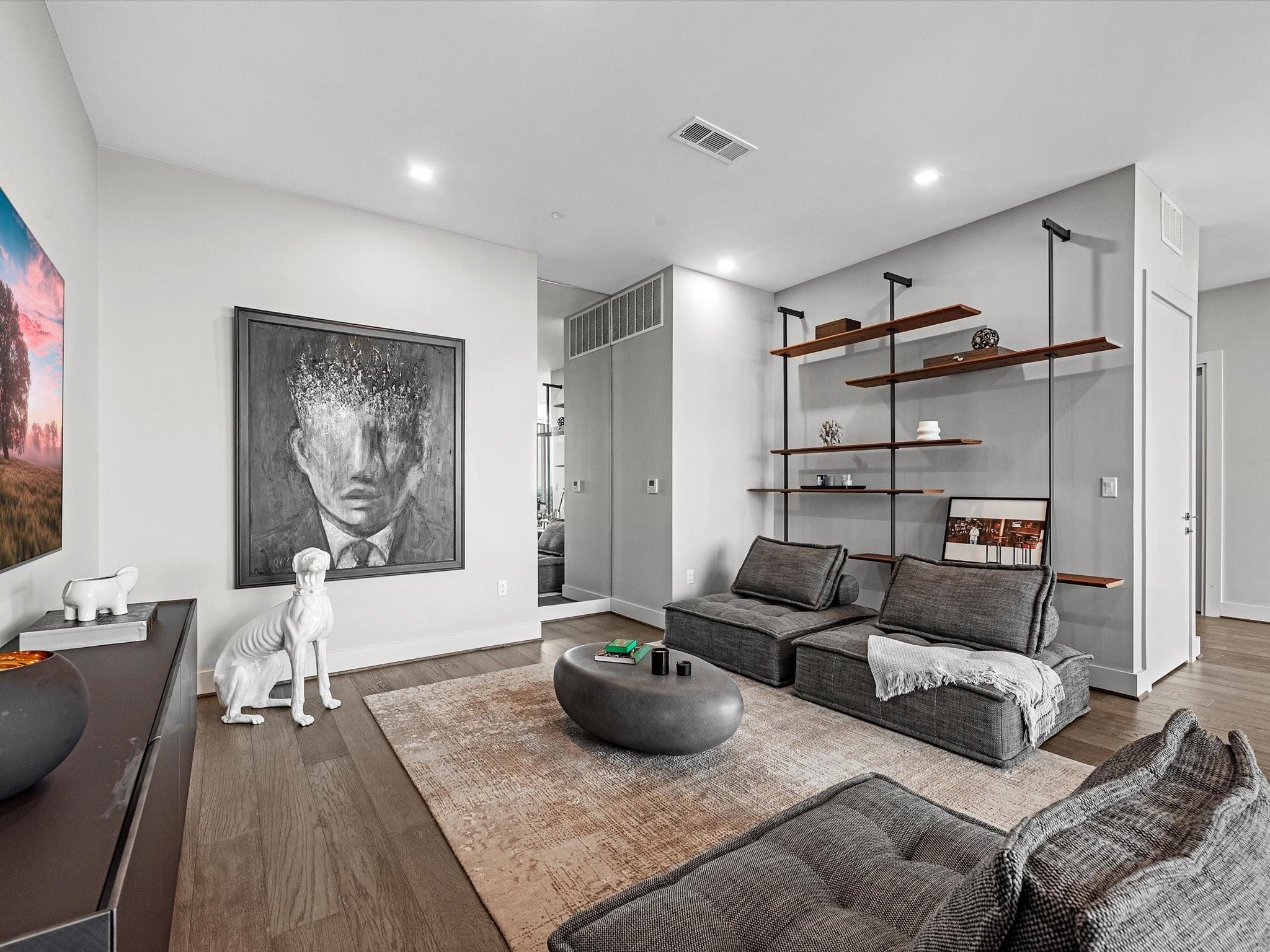 1711 Allen Parkway # 2102