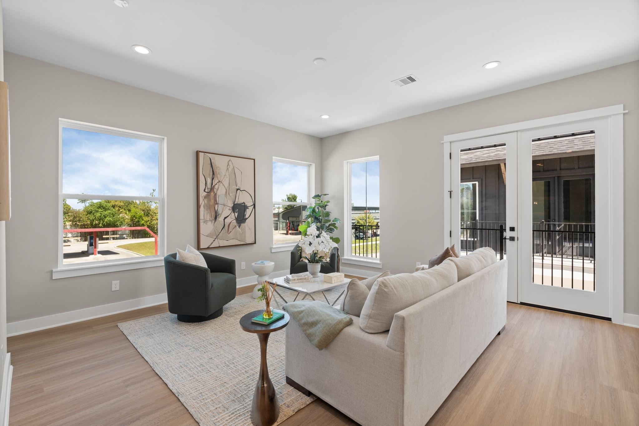 719 Thornton Road Unit: E