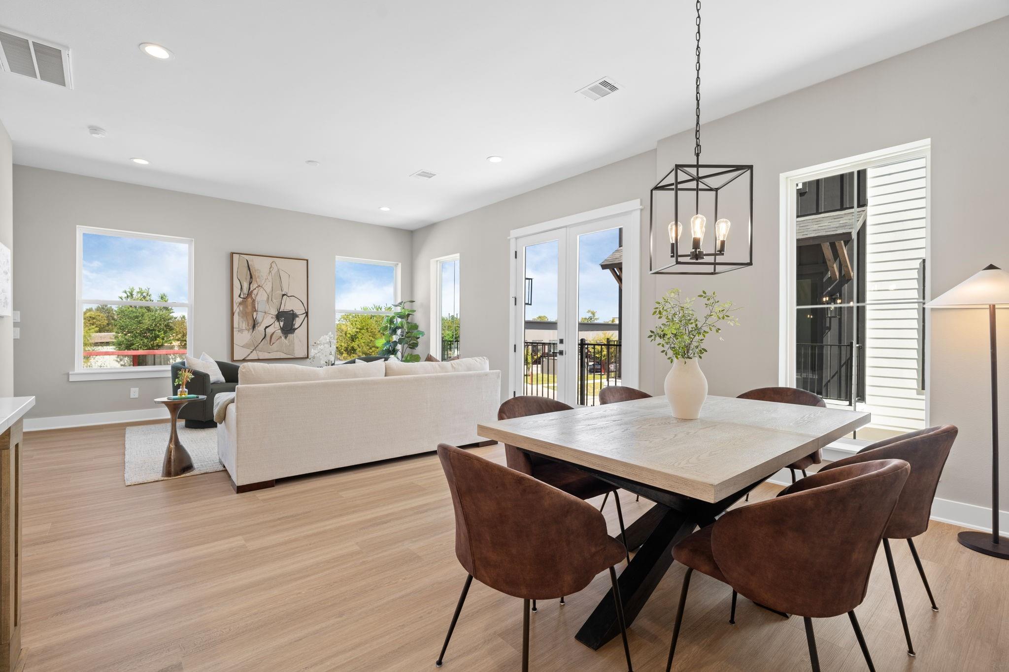 719 Thornton Road Unit: E