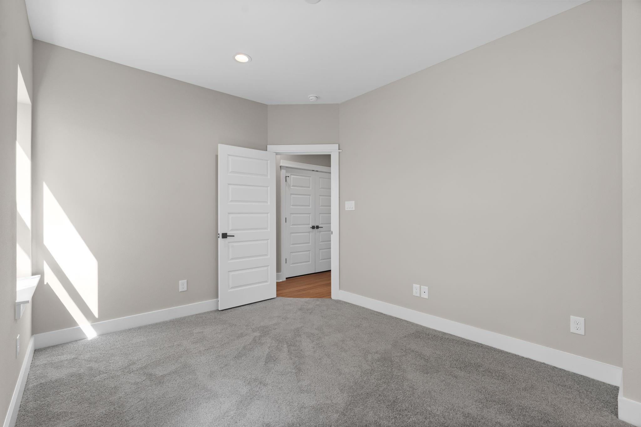 719 Thornton Road Unit: E